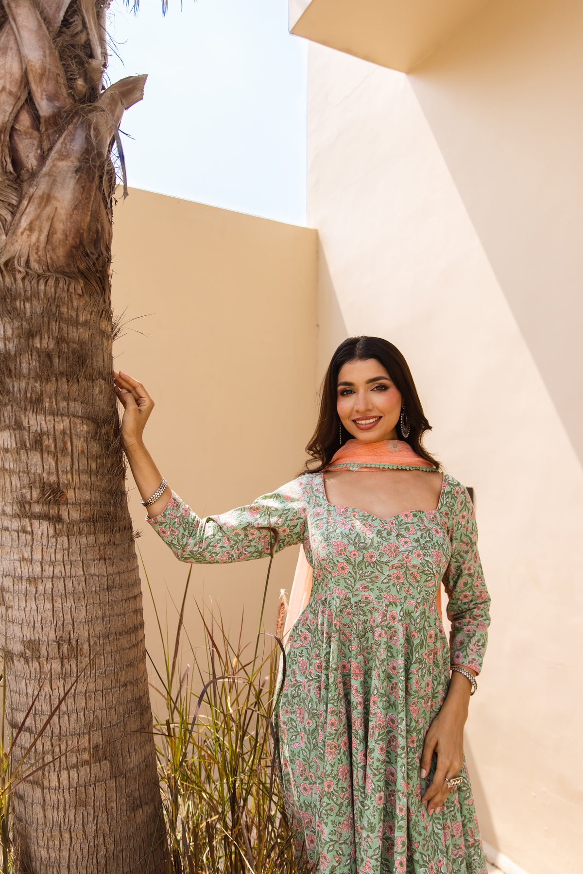 Mint & Coral Pink (Sleeved)