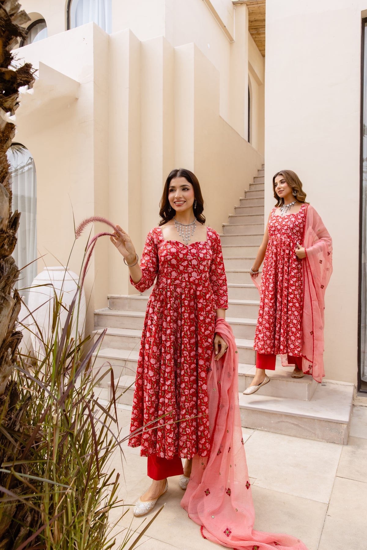 Red & Pink (Sleeved)