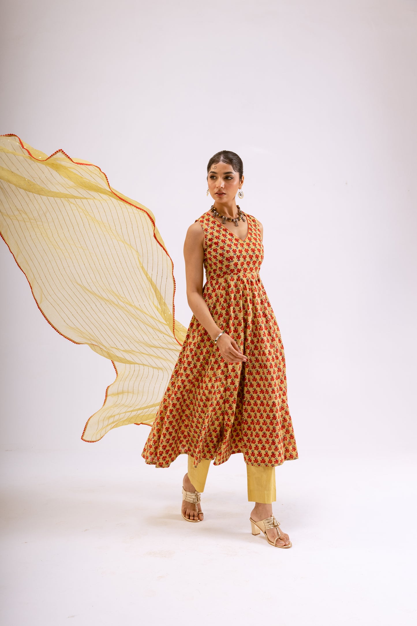 Zari Gold Butti - Sleeveless
