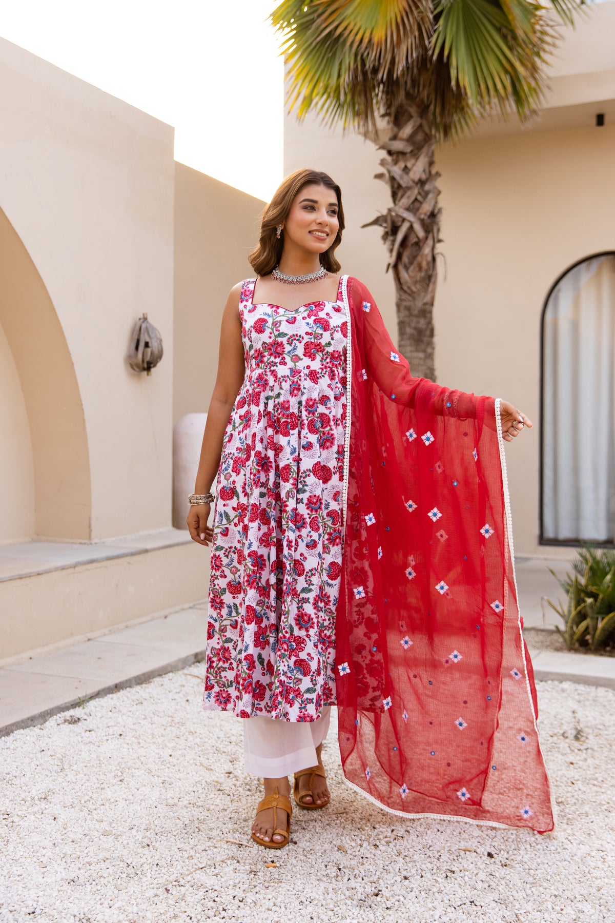 Printed White & Red (Sleeveless)