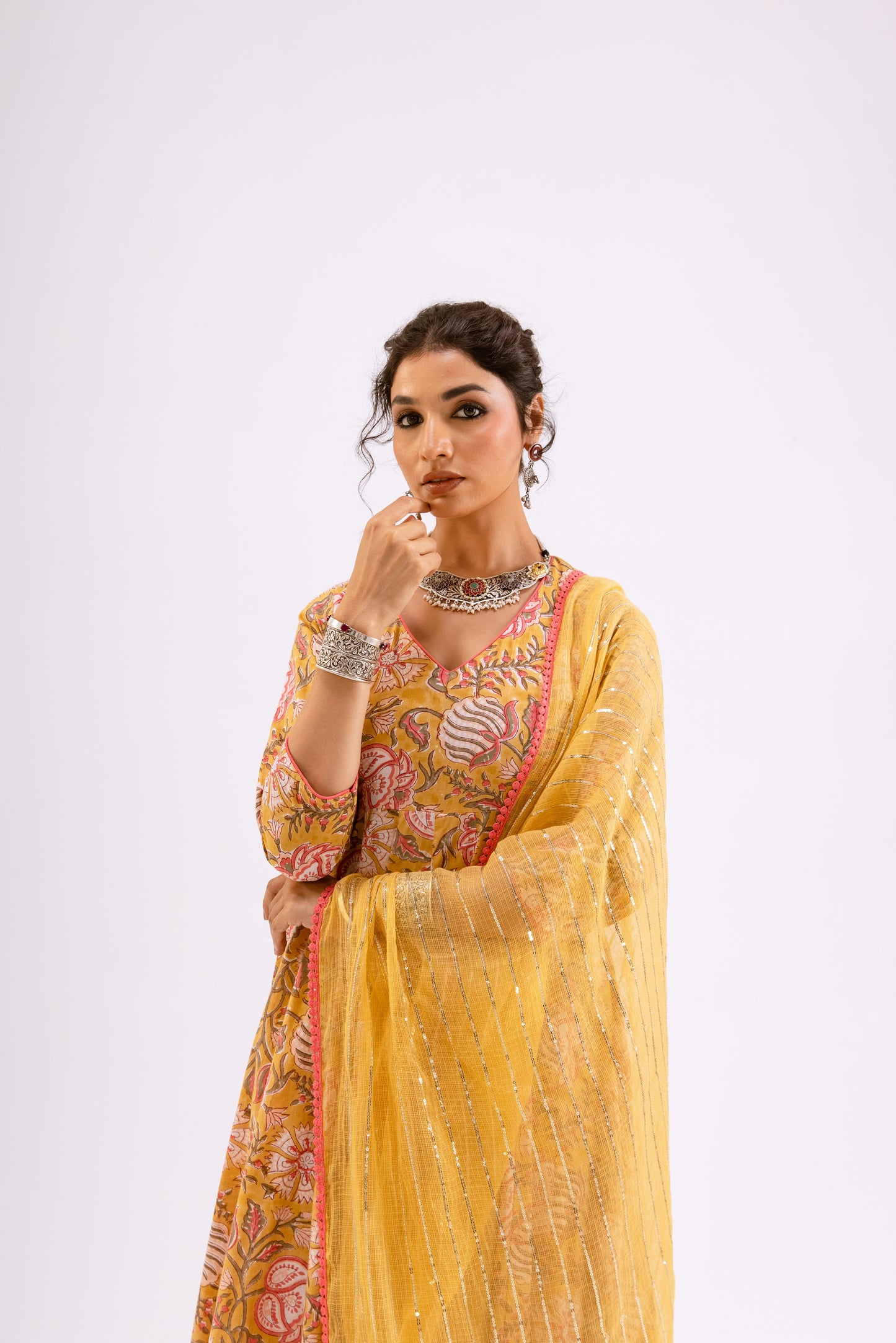 Amber Yellow Jaal - Sleeved
