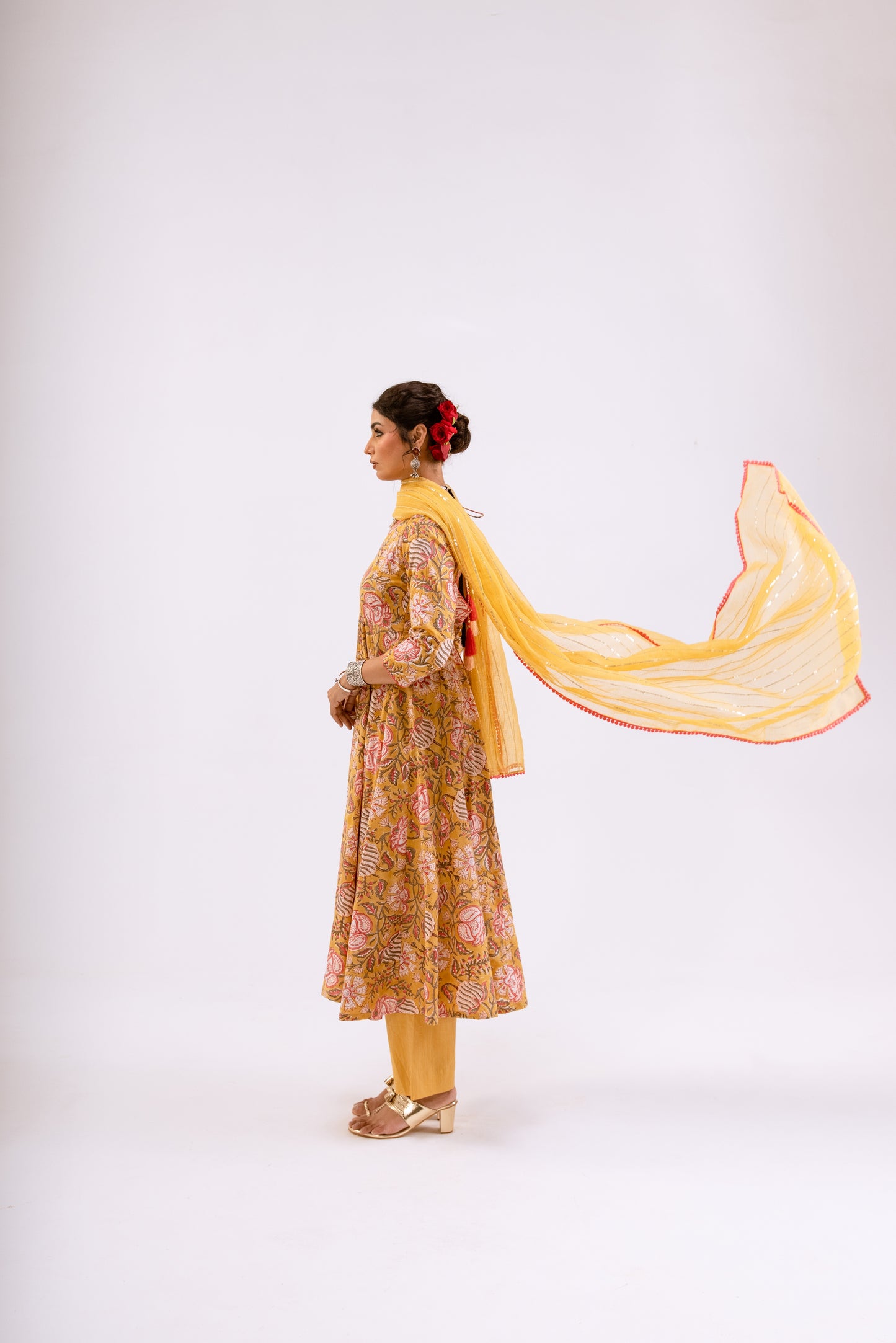 Amber Yellow Jaal - Sleeved
