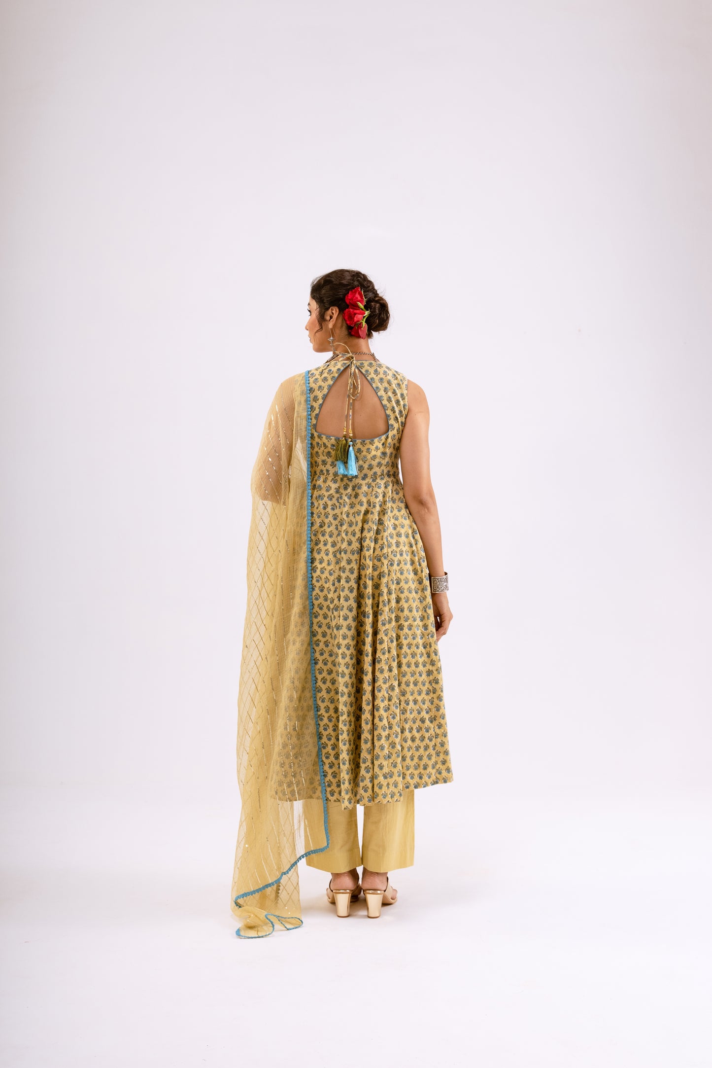 Sand Yellow Butti - Sleeveless