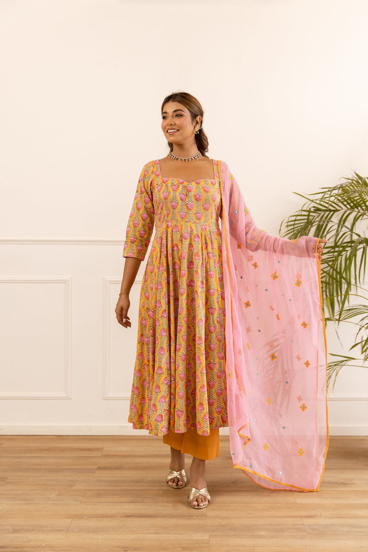 Mustard Yellow & Soft Pink (Sleeved)