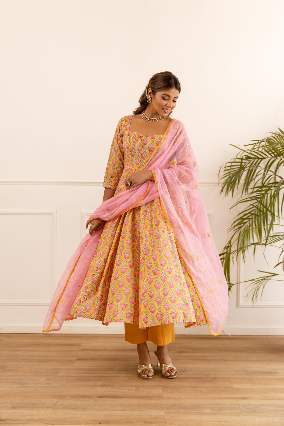 Mustard Yellow & Soft Pink (Sleeved)