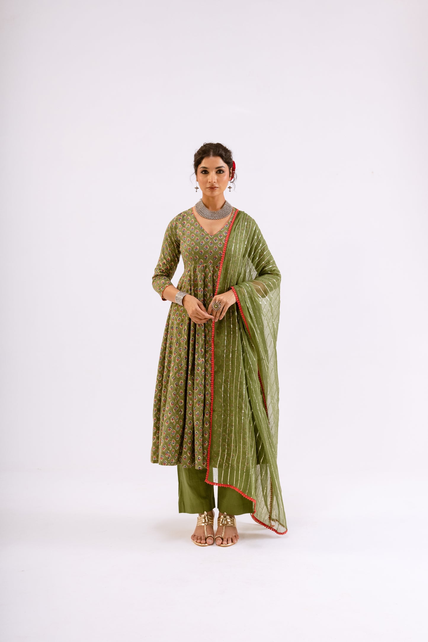Mehndi Green Butti - Sleeved