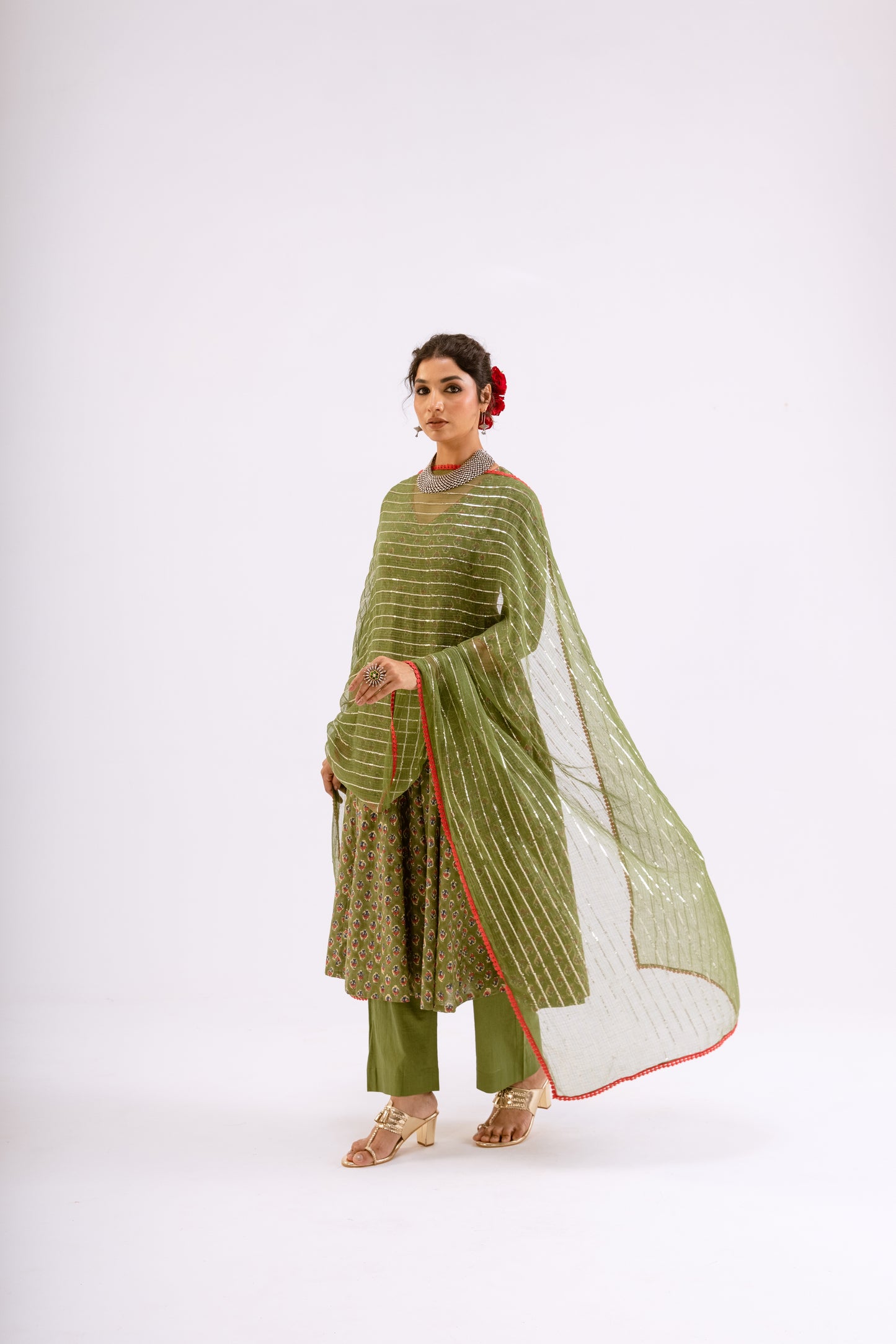 Mehndi Green Butti - Sleeved