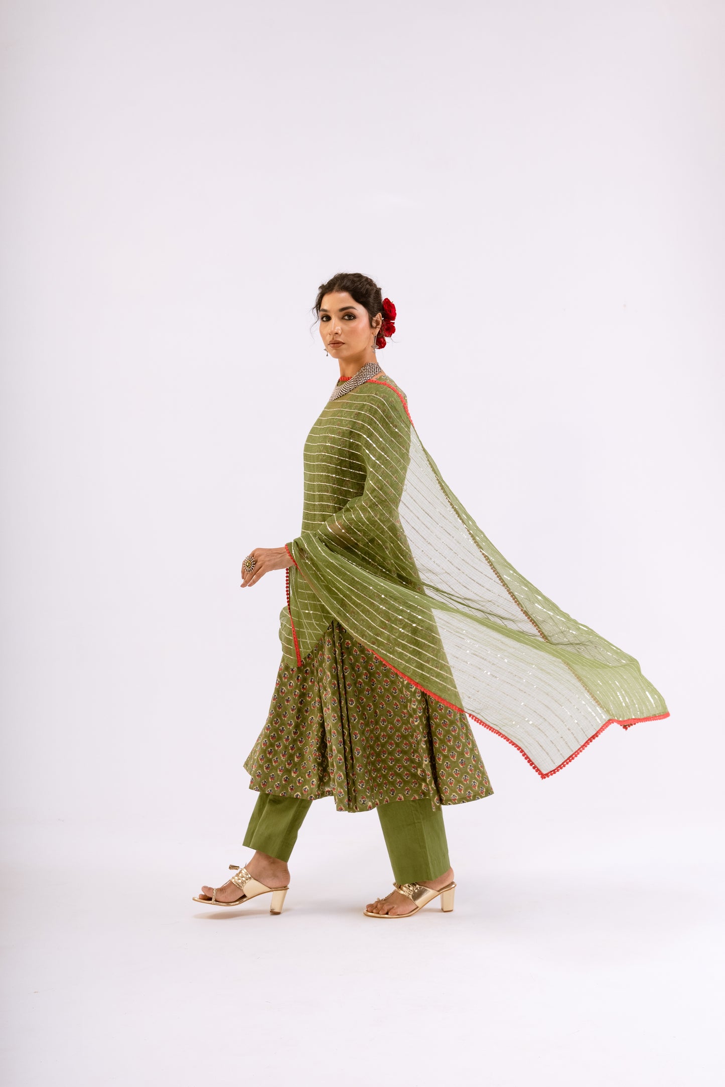 Mehndi Green Butti - Sleeved