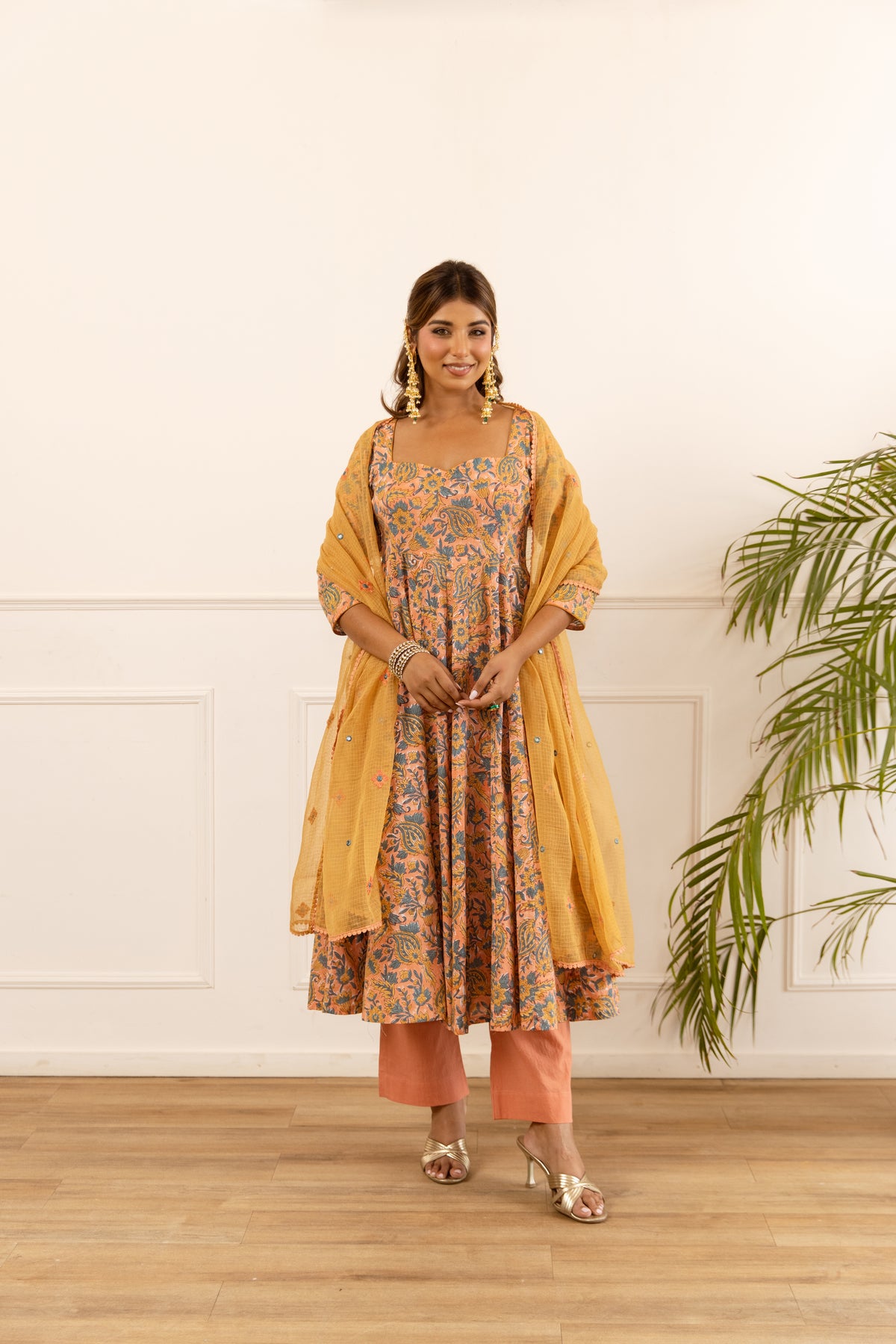 Peach & Mustard (Sleeved)
