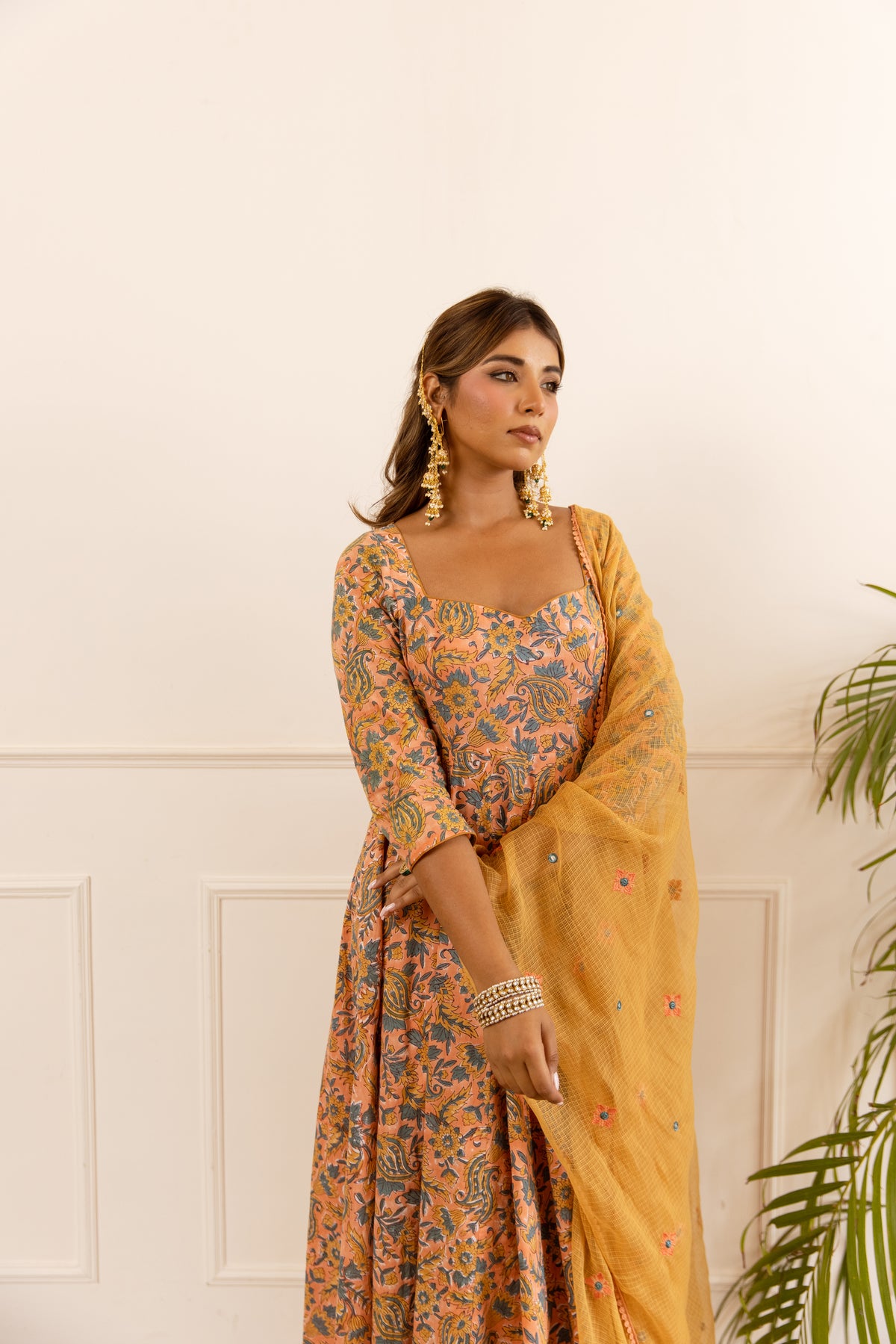 Peach & Mustard (Sleeved)