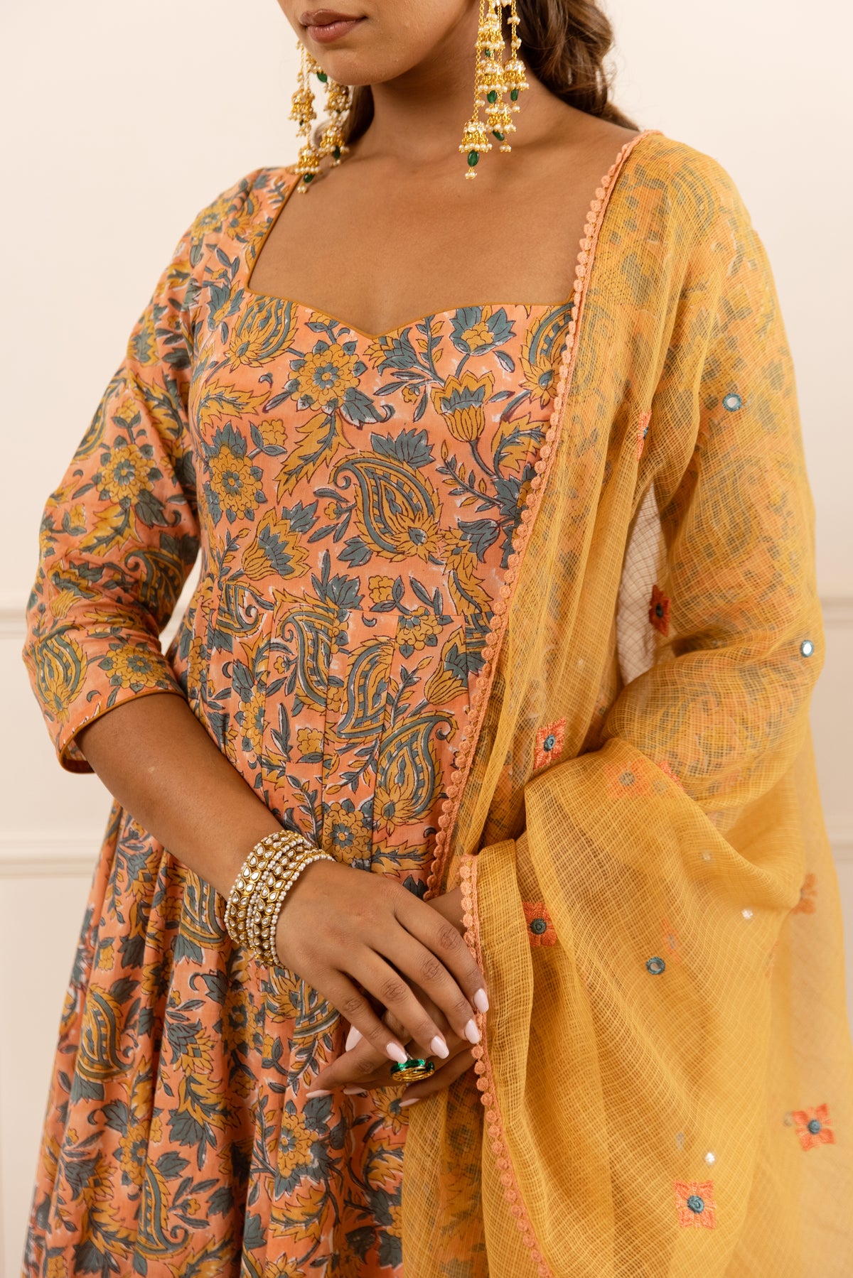 Peach & Mustard (Sleeved)