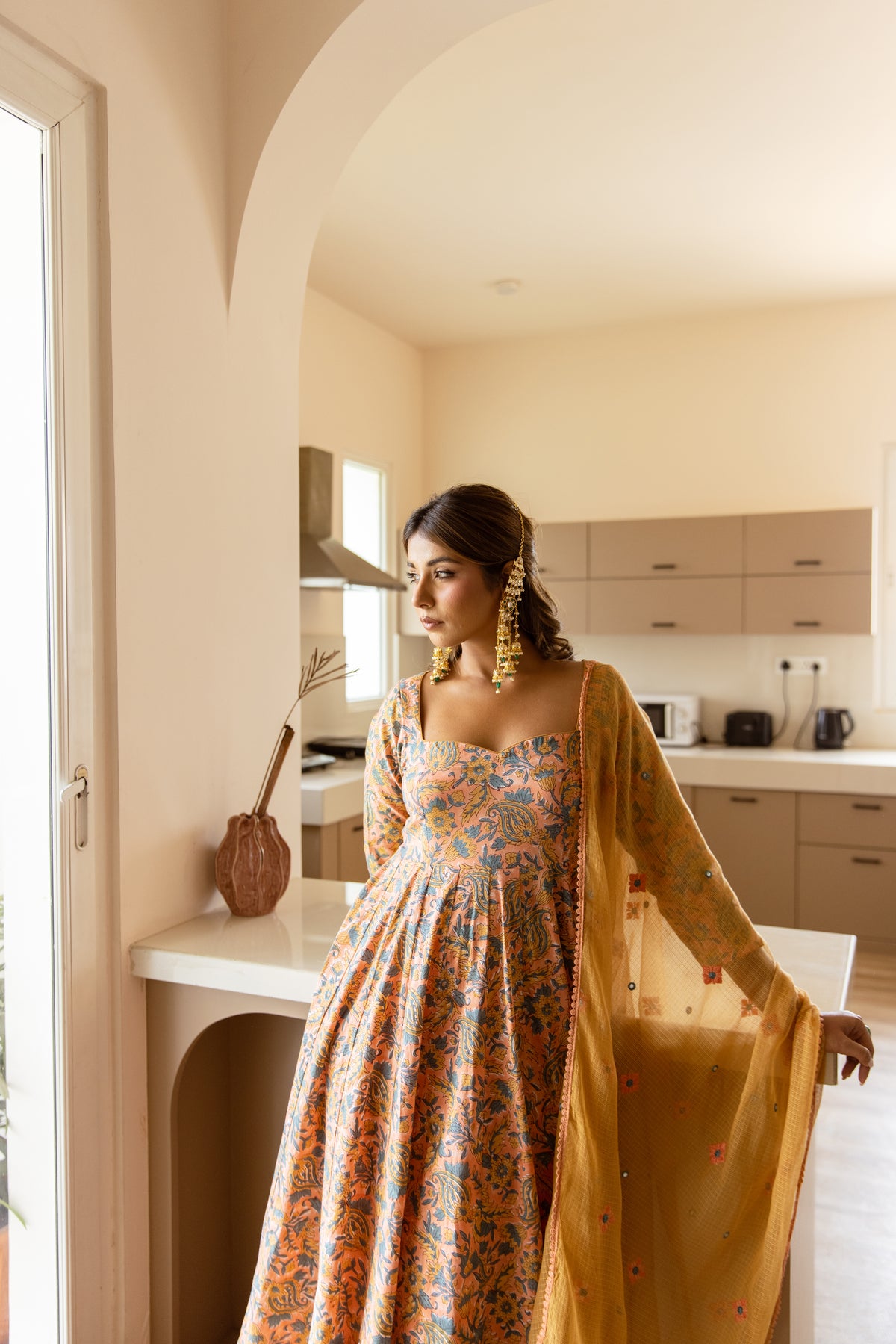 Peach & Mustard (Sleeved)