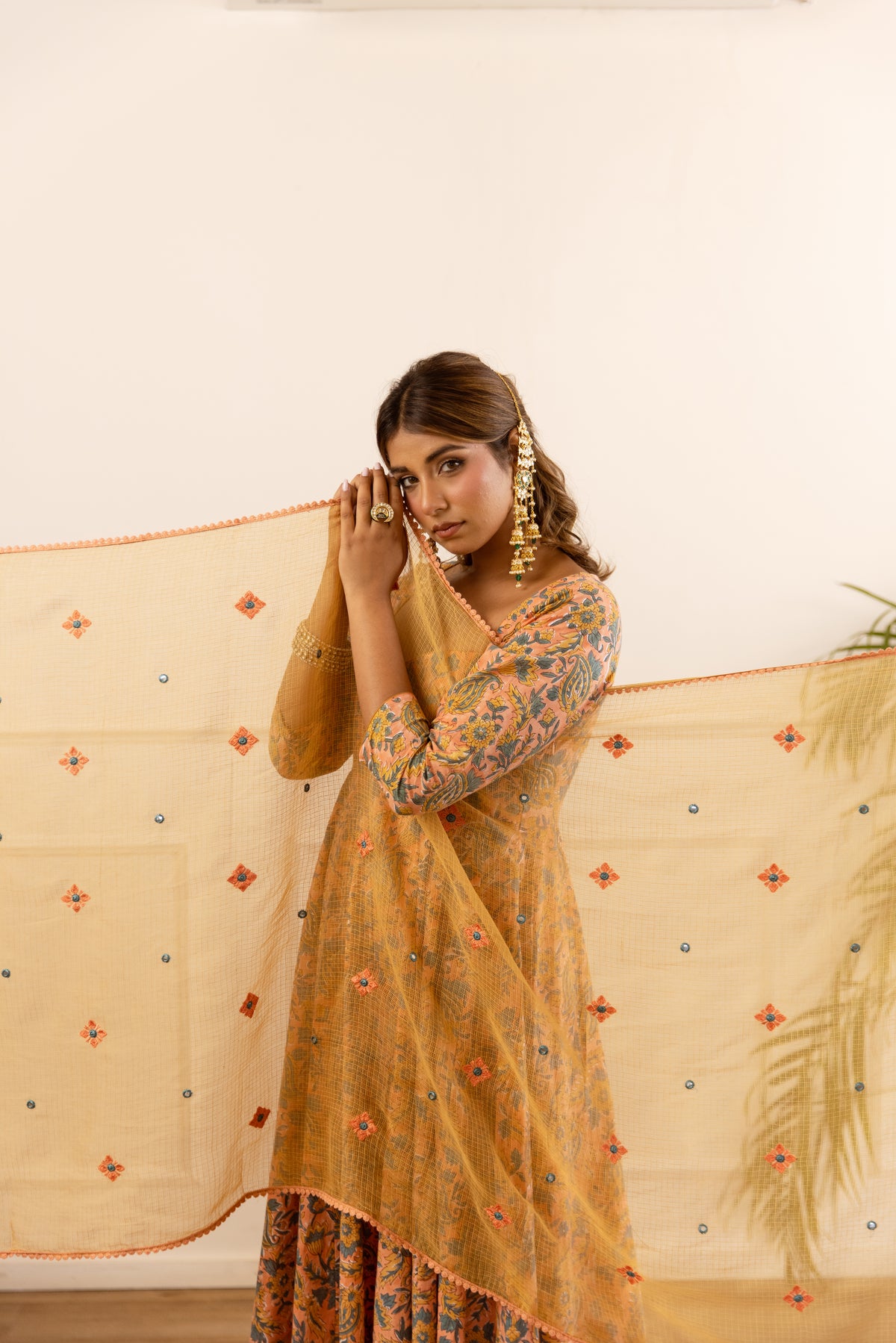 Peach & Mustard (Sleeved)
