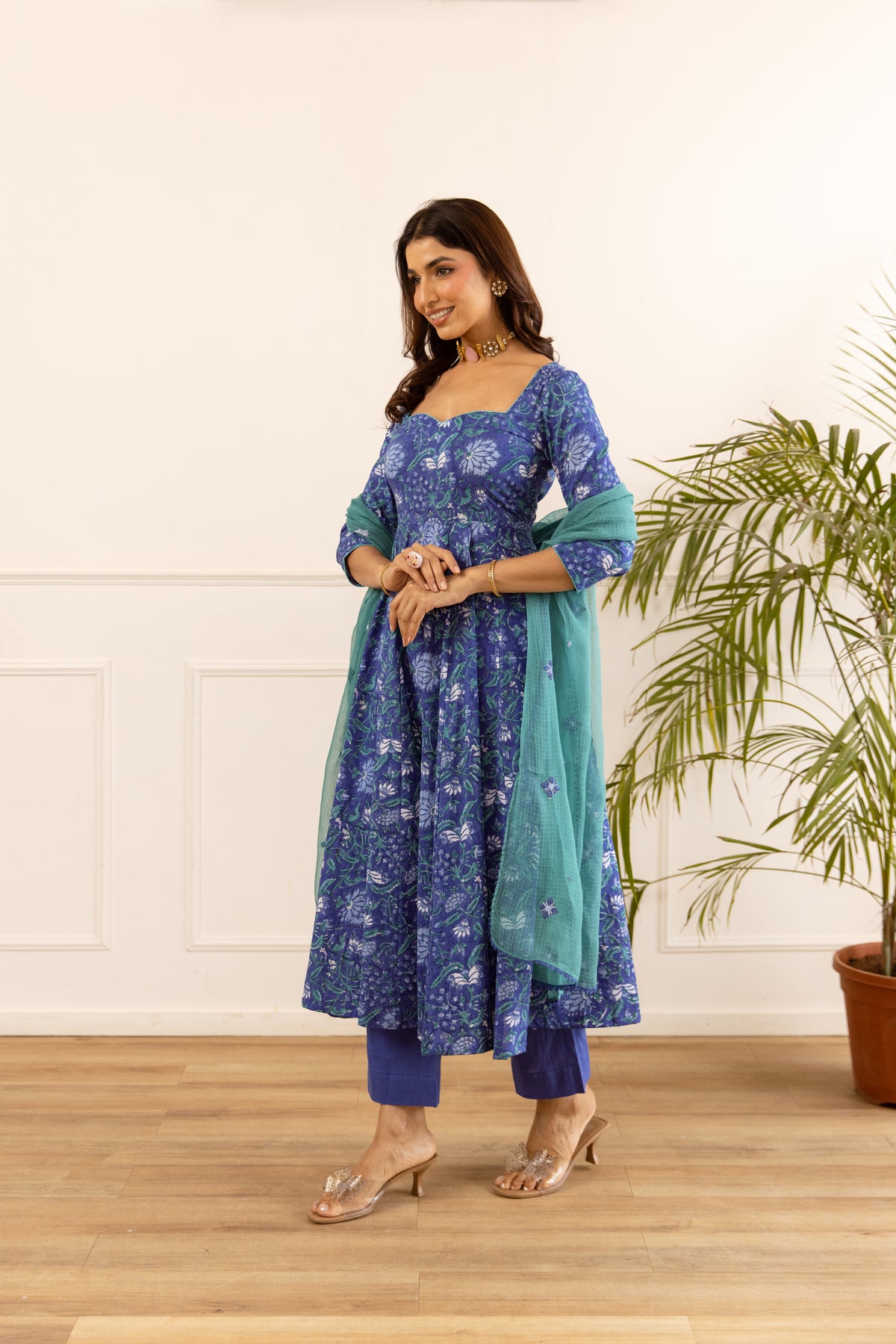 Sapphire Blue & Lagoon Blue (Sleeved)