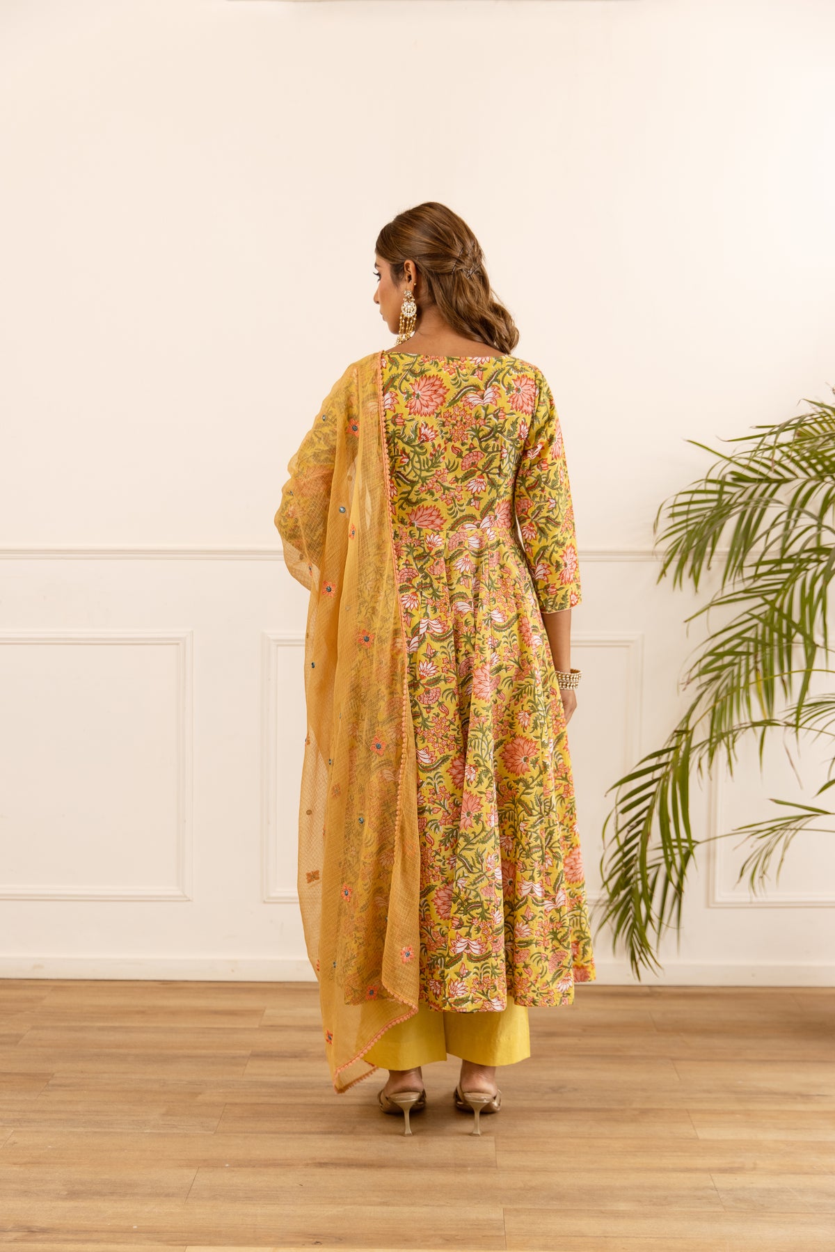 Yellow & Mustard (Sleeved)
