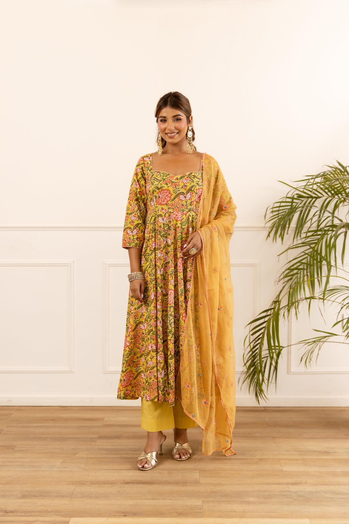 Yellow & Mustard (Sleeved)