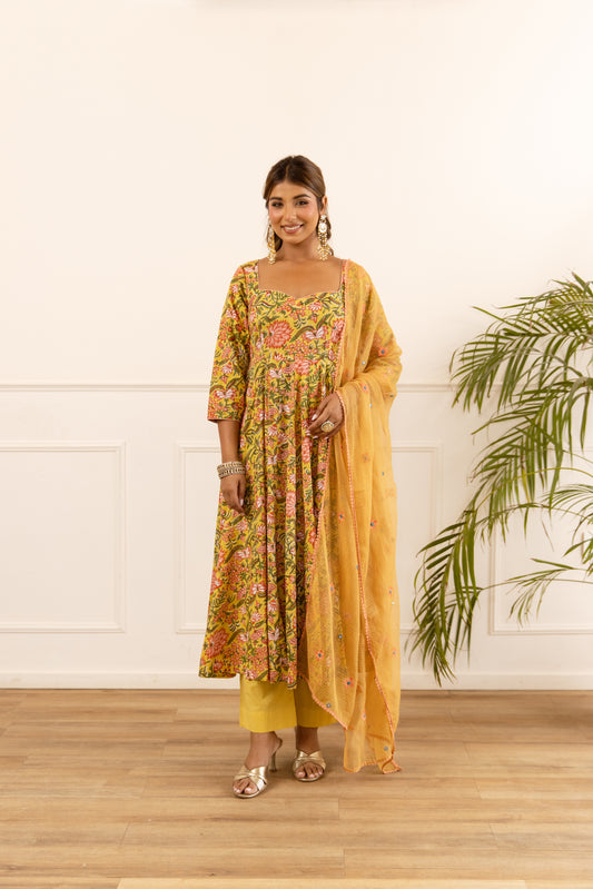 Yellow & Mustard (Sleeved)