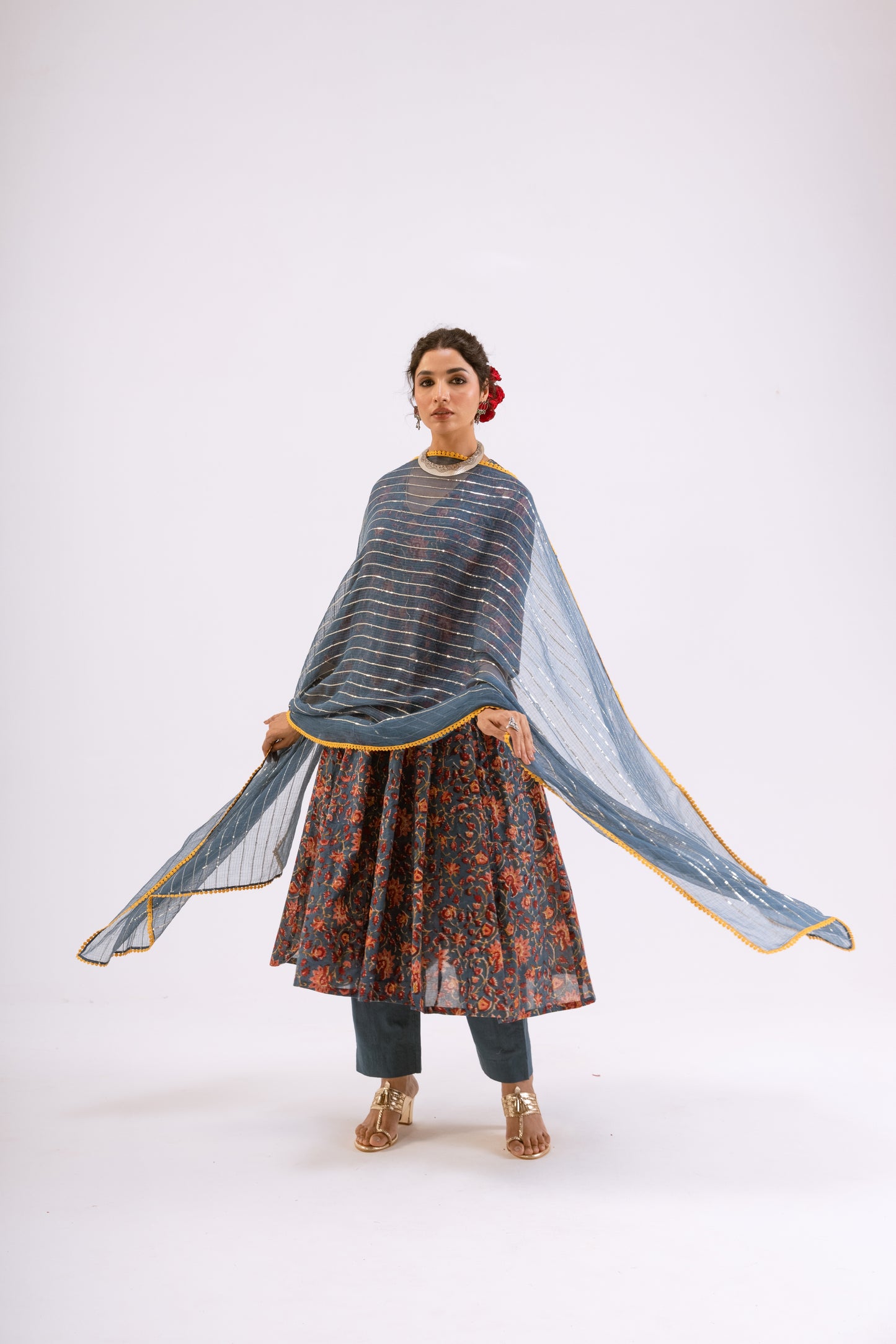 Dusky Blue Jaal - Sleeved