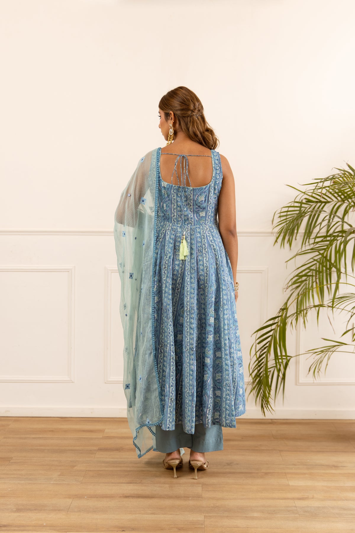 Lined Dusty Blue & Powder Blue (Sleeveless)