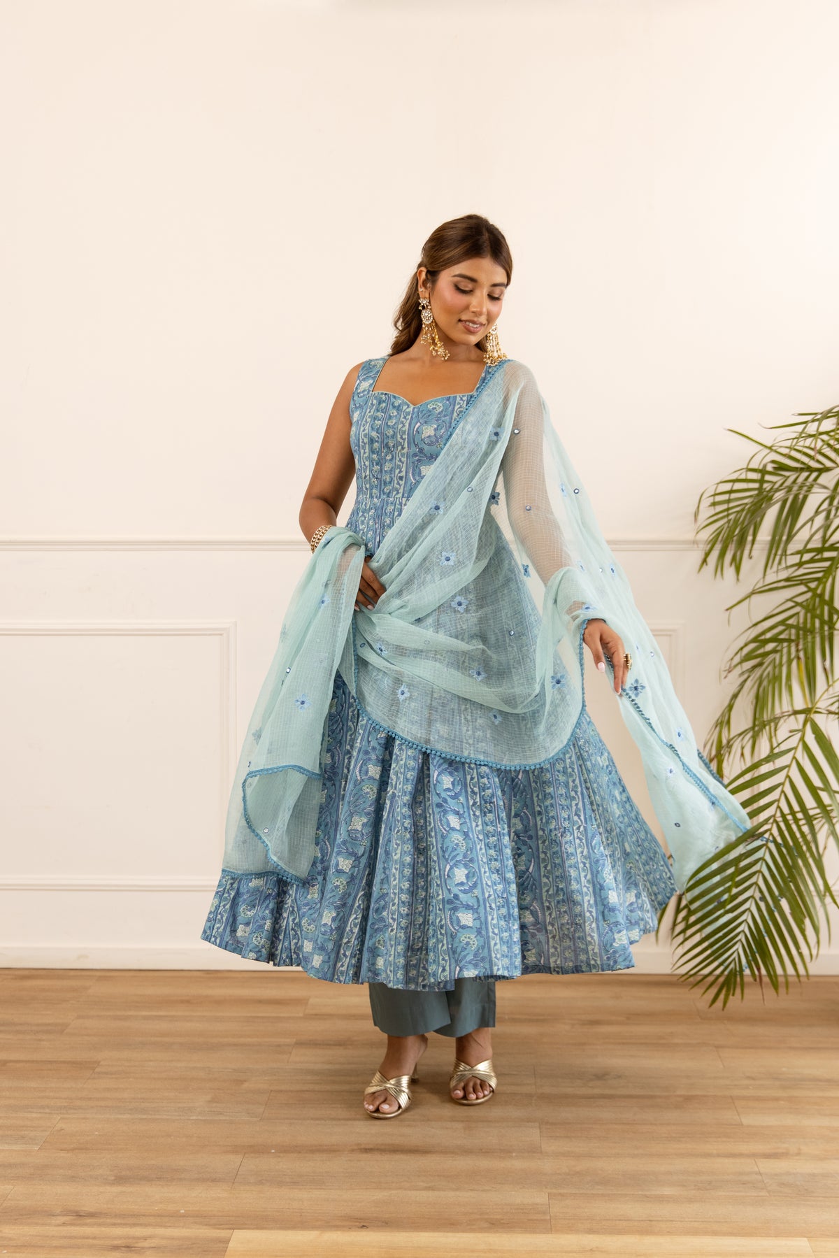Lined Dusty Blue & Powder Blue (Sleeveless)