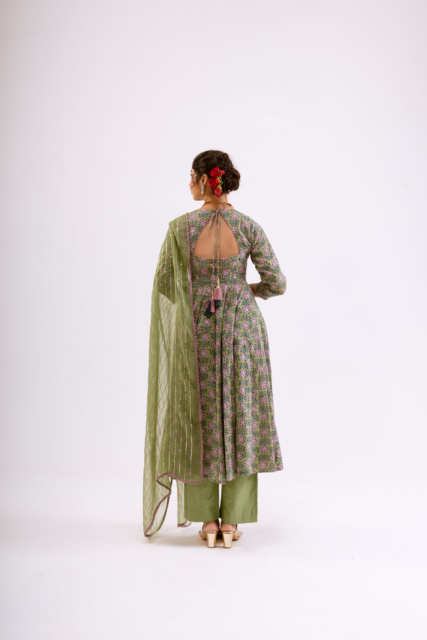 Avocado Green Butti - Sleeved
