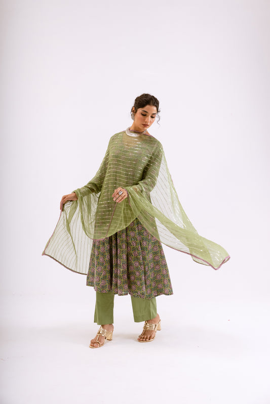 Avocado Green Butti - Sleeved