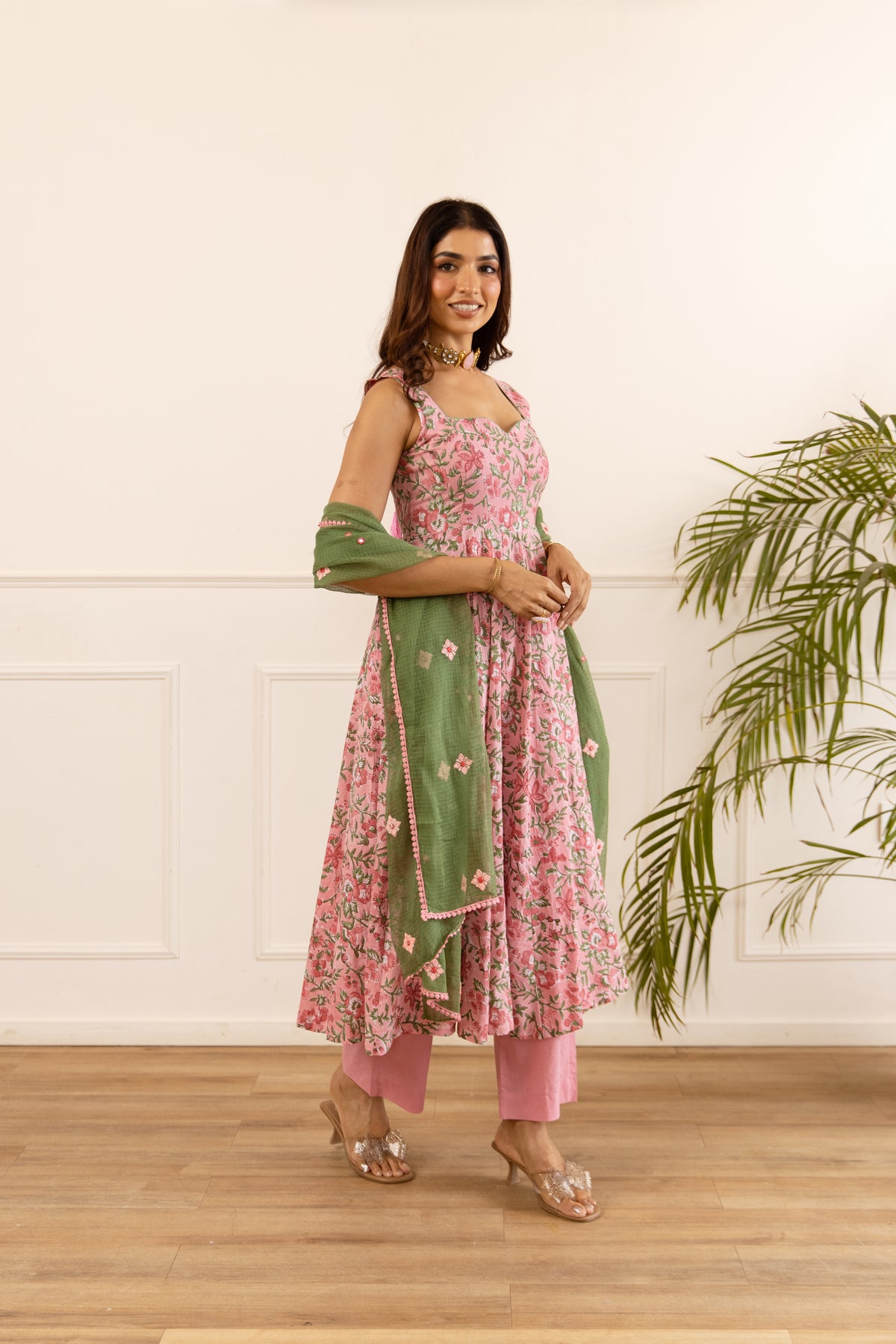 Pink Jaal & Pista (Sleeveless)