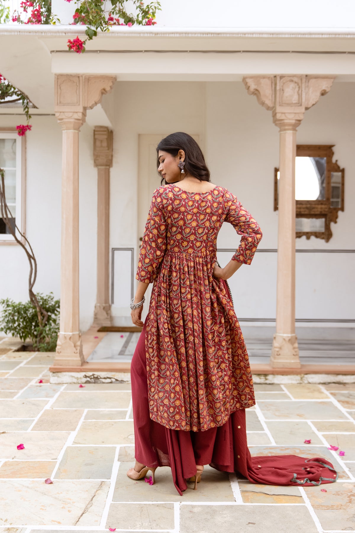 Mulberry Sleeved Suit