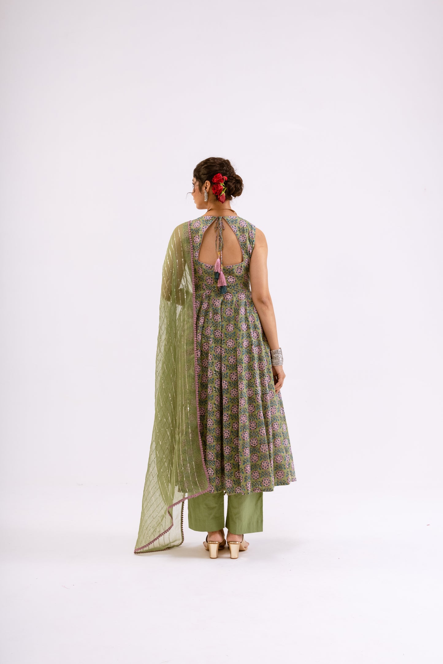 Avocado Green Butti - Sleeveless