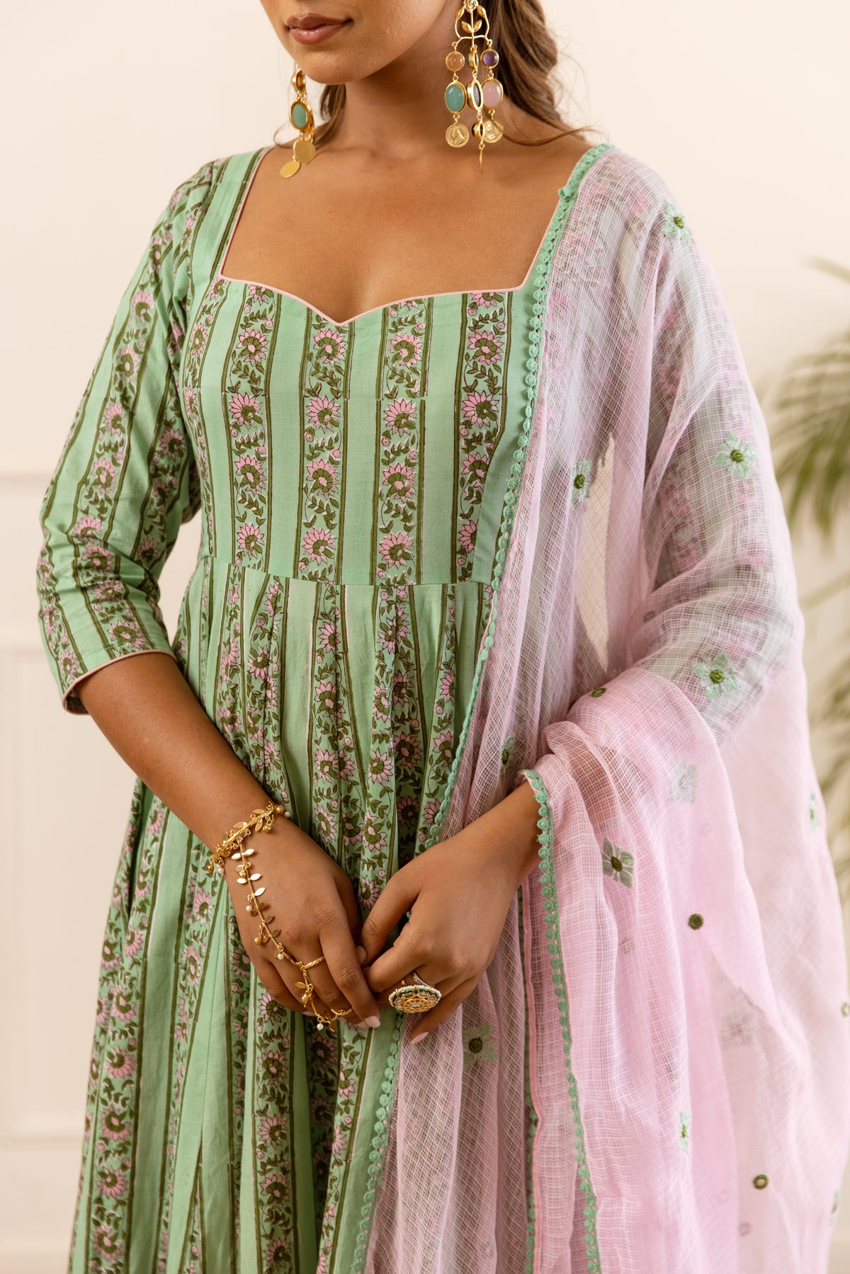Lined Mint Green & Soft Pink (Sleeved)