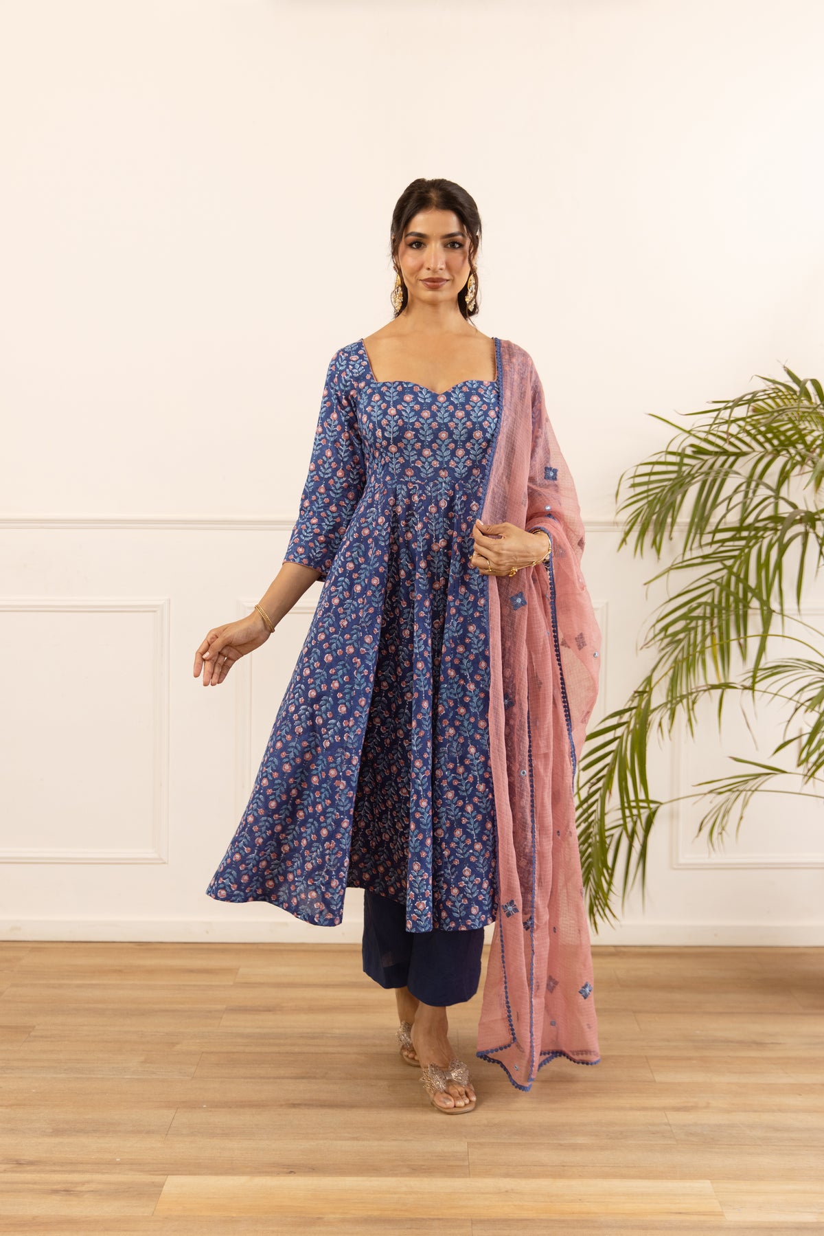 Navy Blue & Dusty Pink (Sleeved)