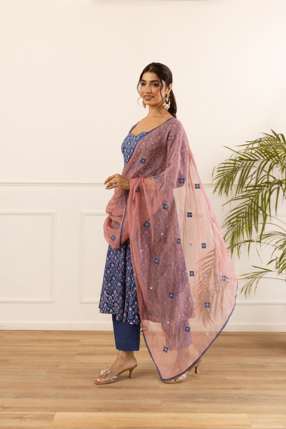 Navy Blue & Dusty Pink (Sleeved)