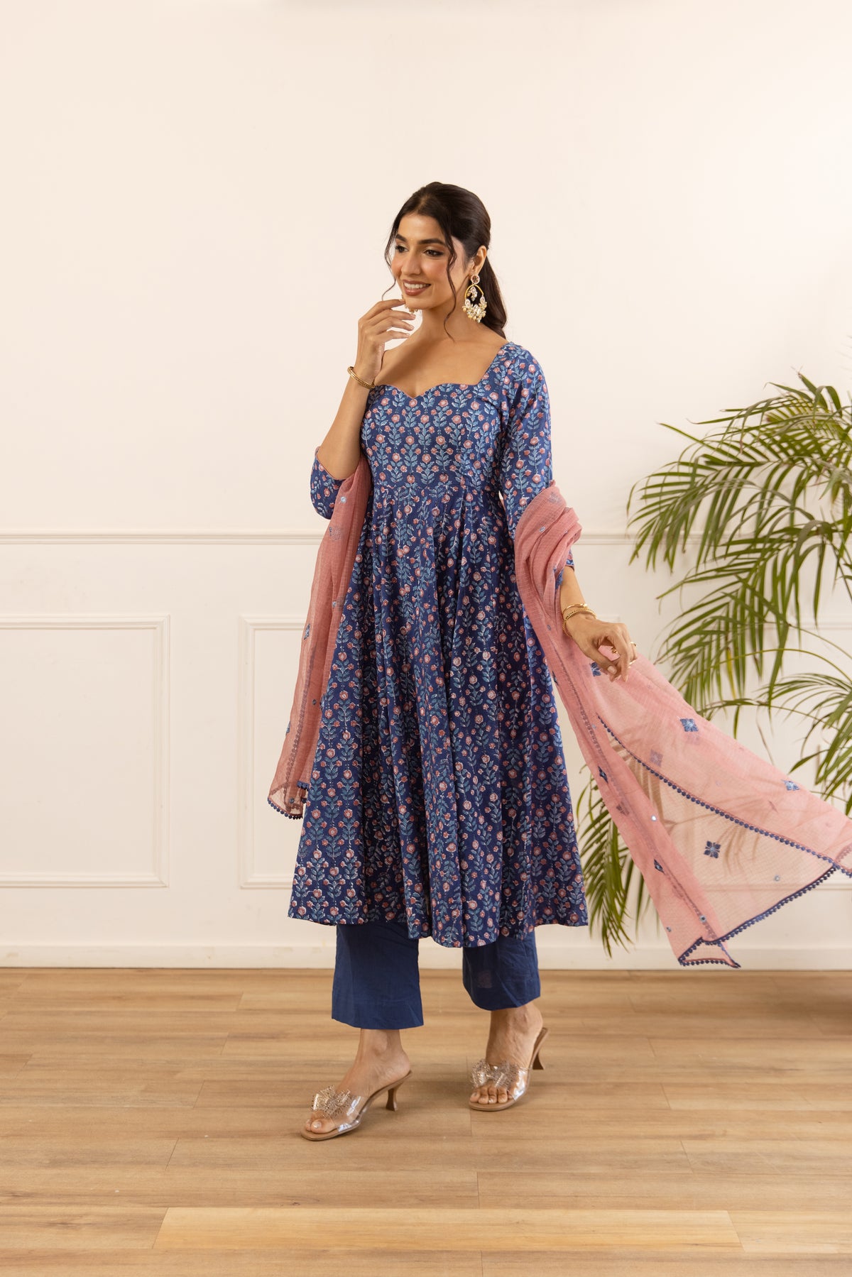 Navy Blue & Dusty Pink (Sleeved)