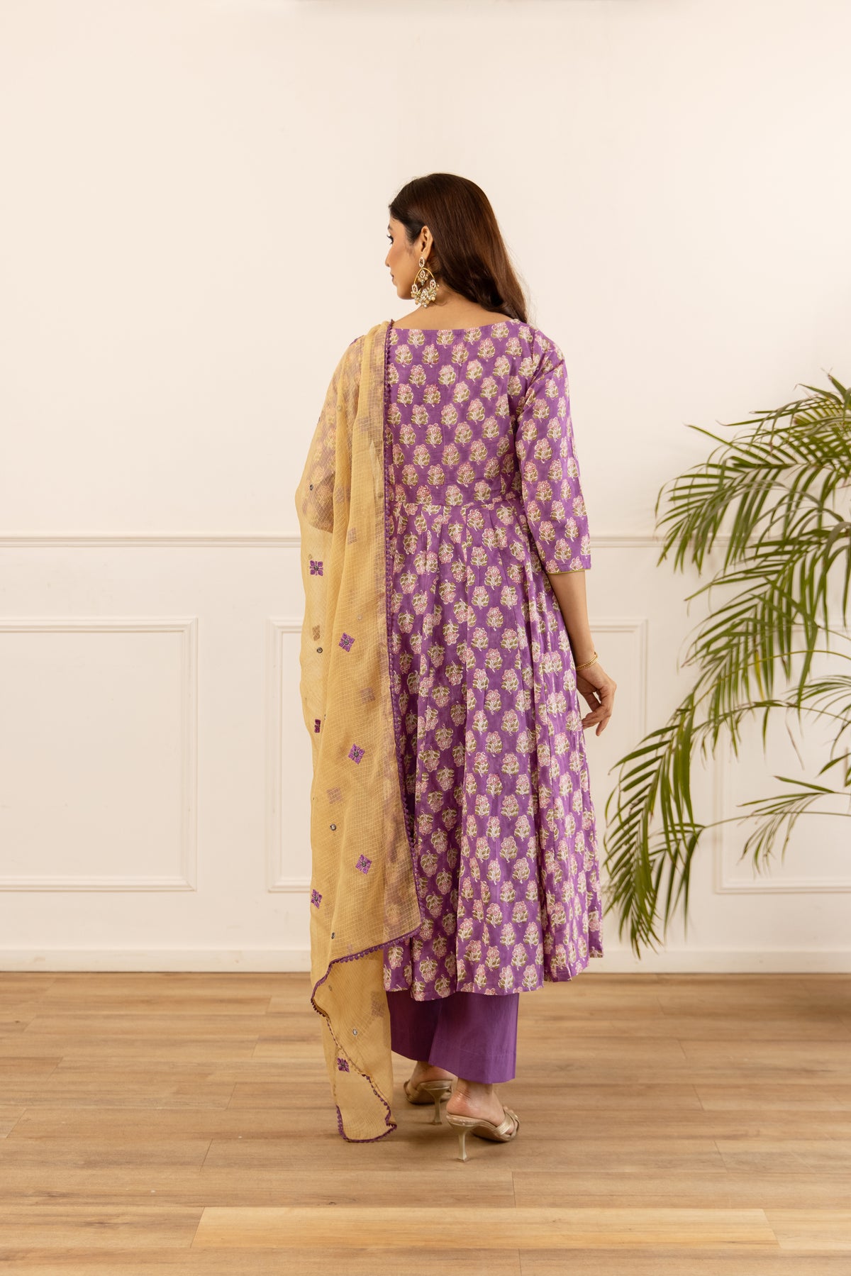 Orchid Purple & Mustard Butti (Sleeved)