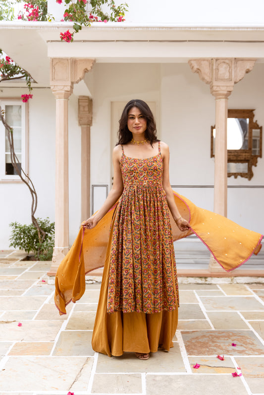 Daffodil Thin Strap Suit