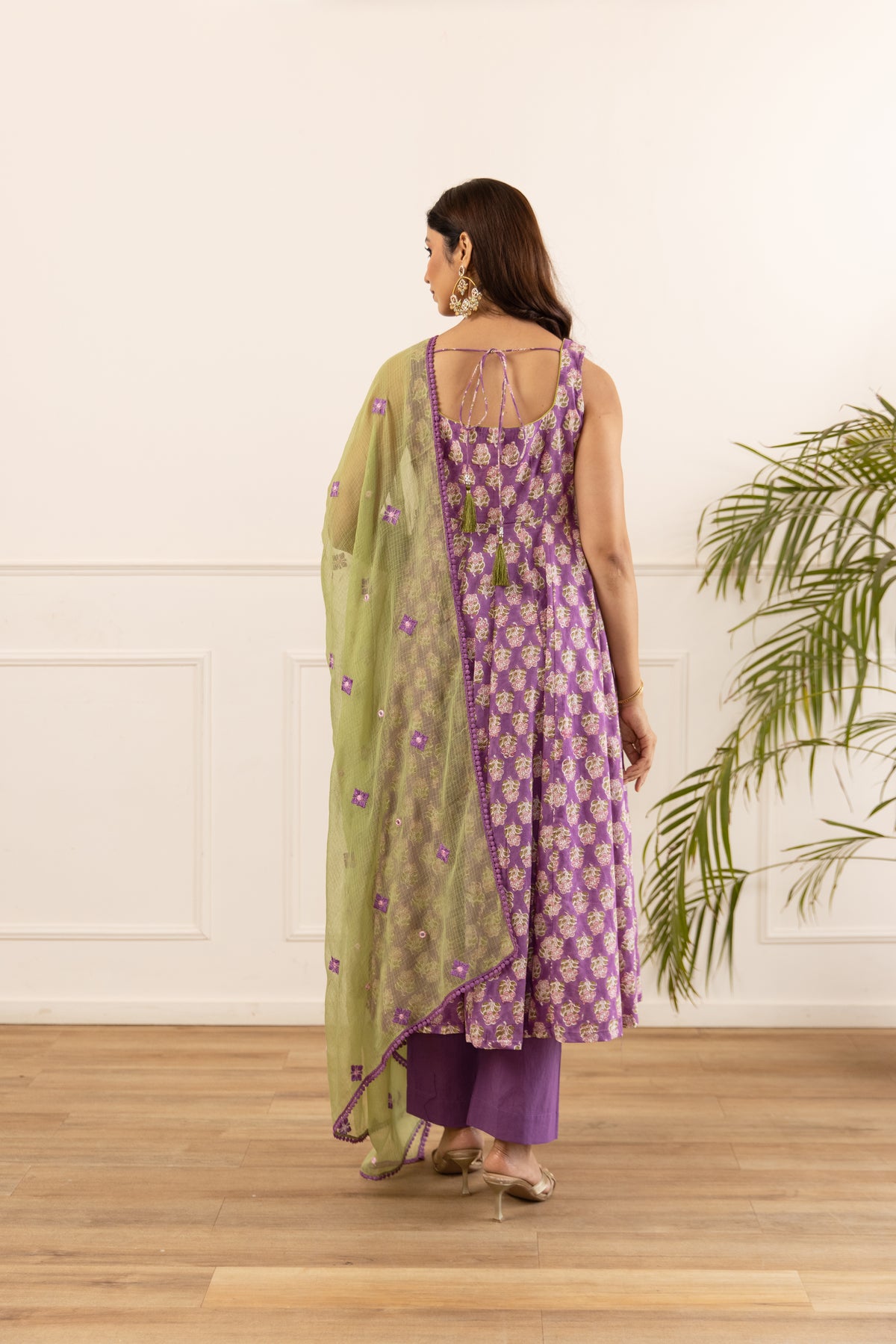 Orchid Purple & Pista Butti (Sleeveless)