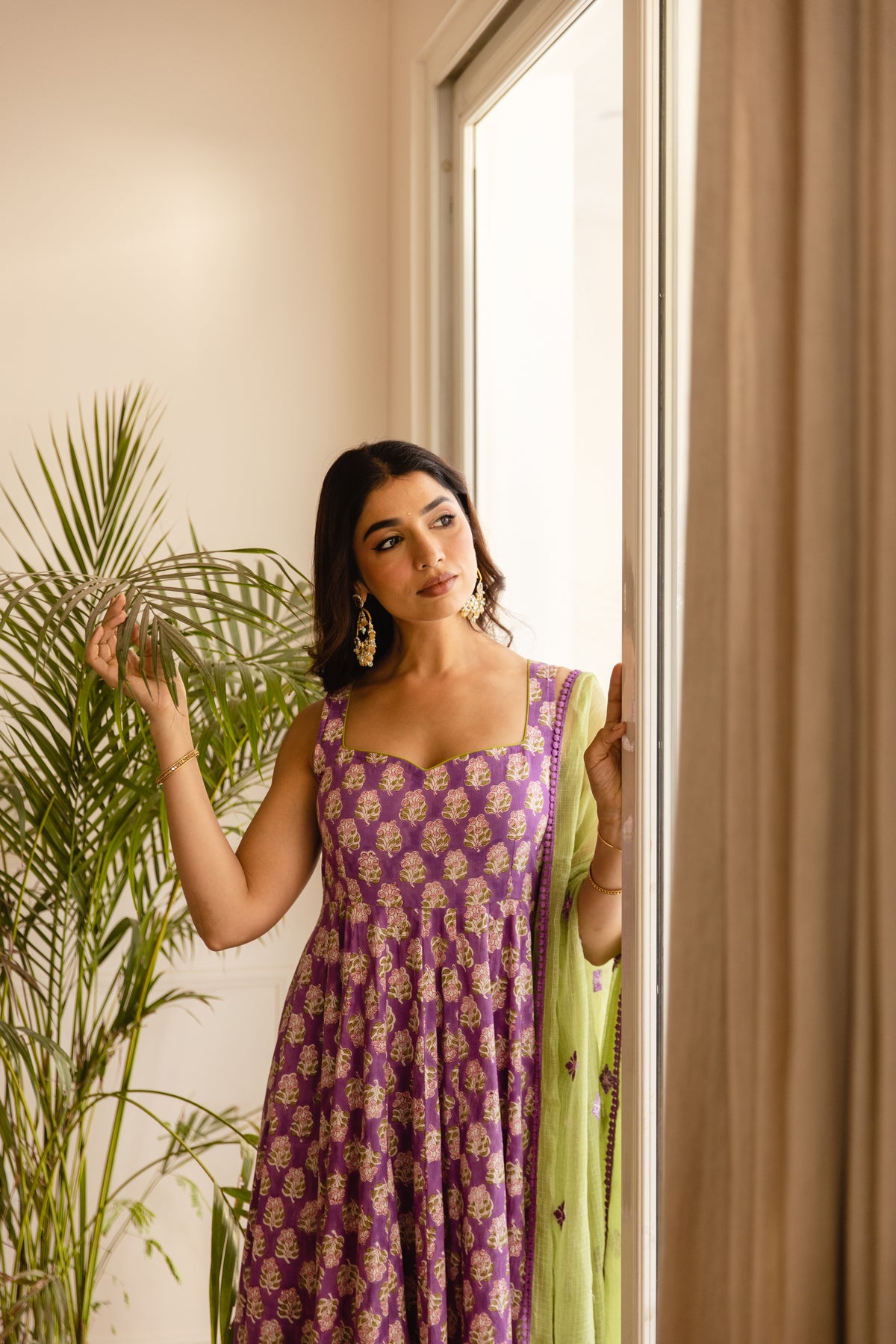 Orchid Purple & Pista Butti (Sleeveless)