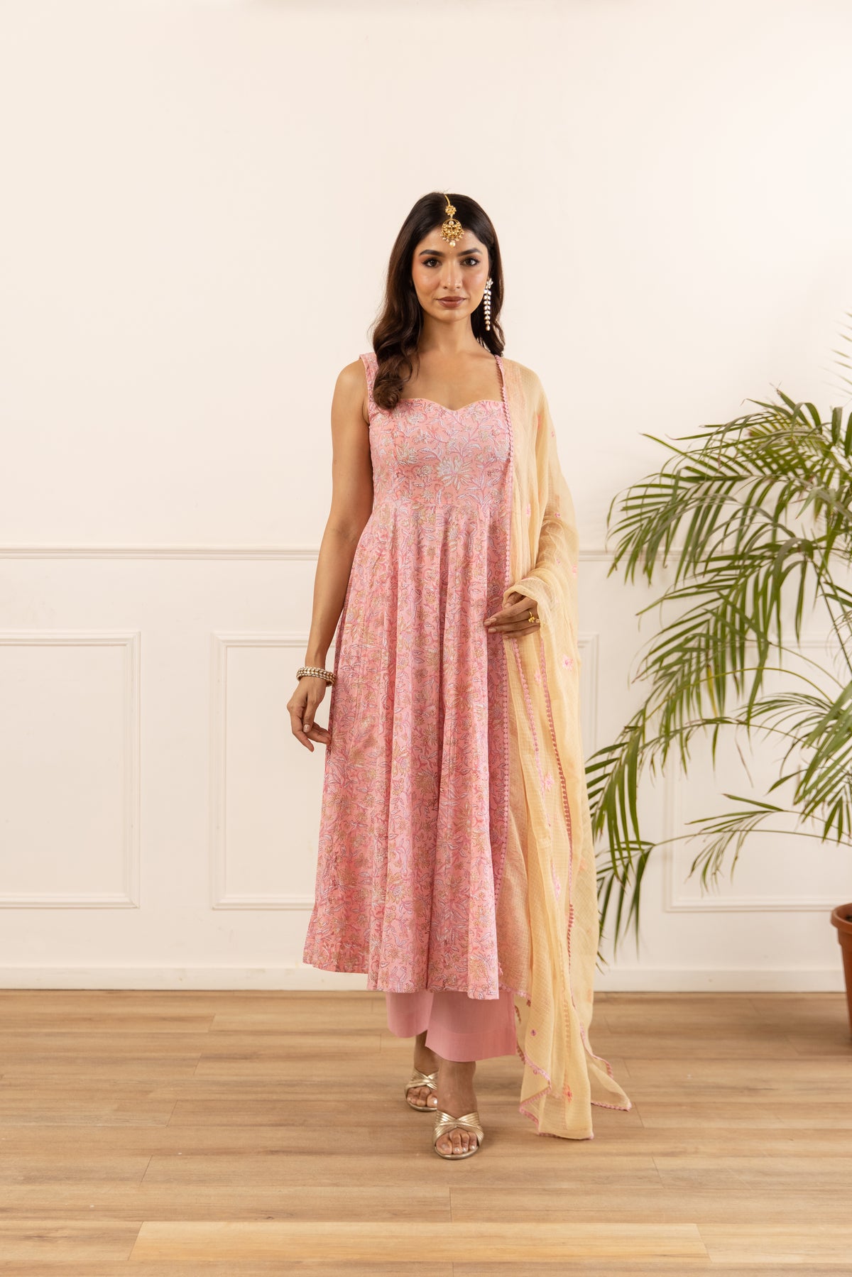 Soft Pink & Cream (Sleeveless)