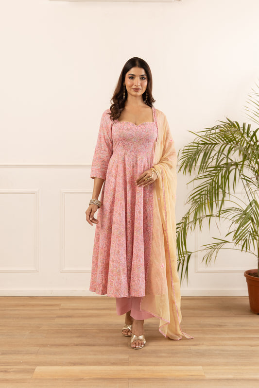 Soft Pink & Cream (Sleeved)