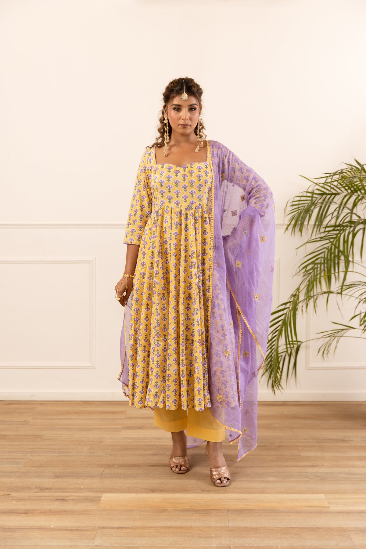 Yellow & Lavender (Sleeved)