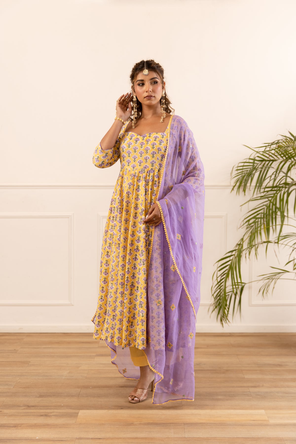 Yellow & Lavender (Sleeved)