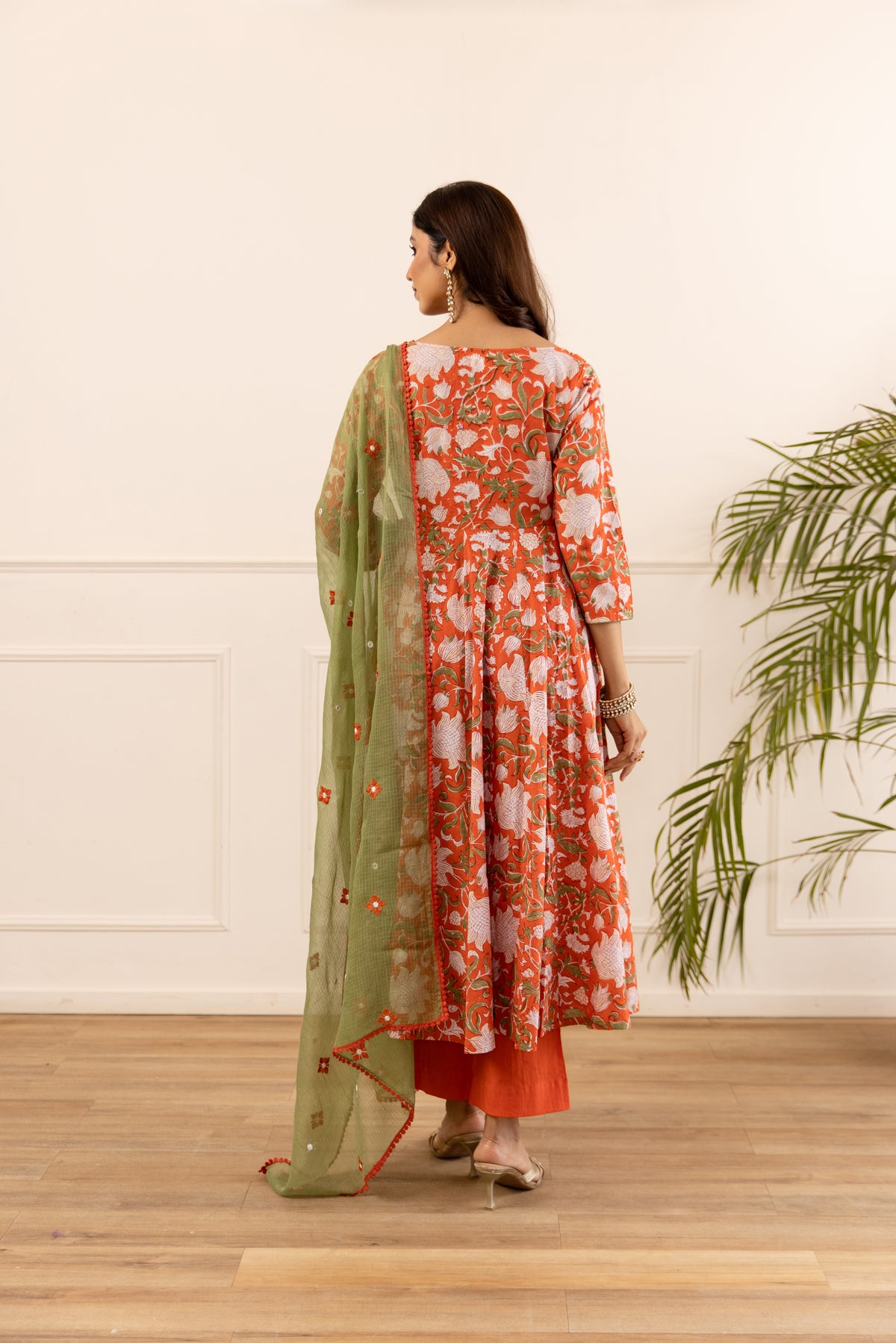 Burnt Orange & Pista (Sleeved)