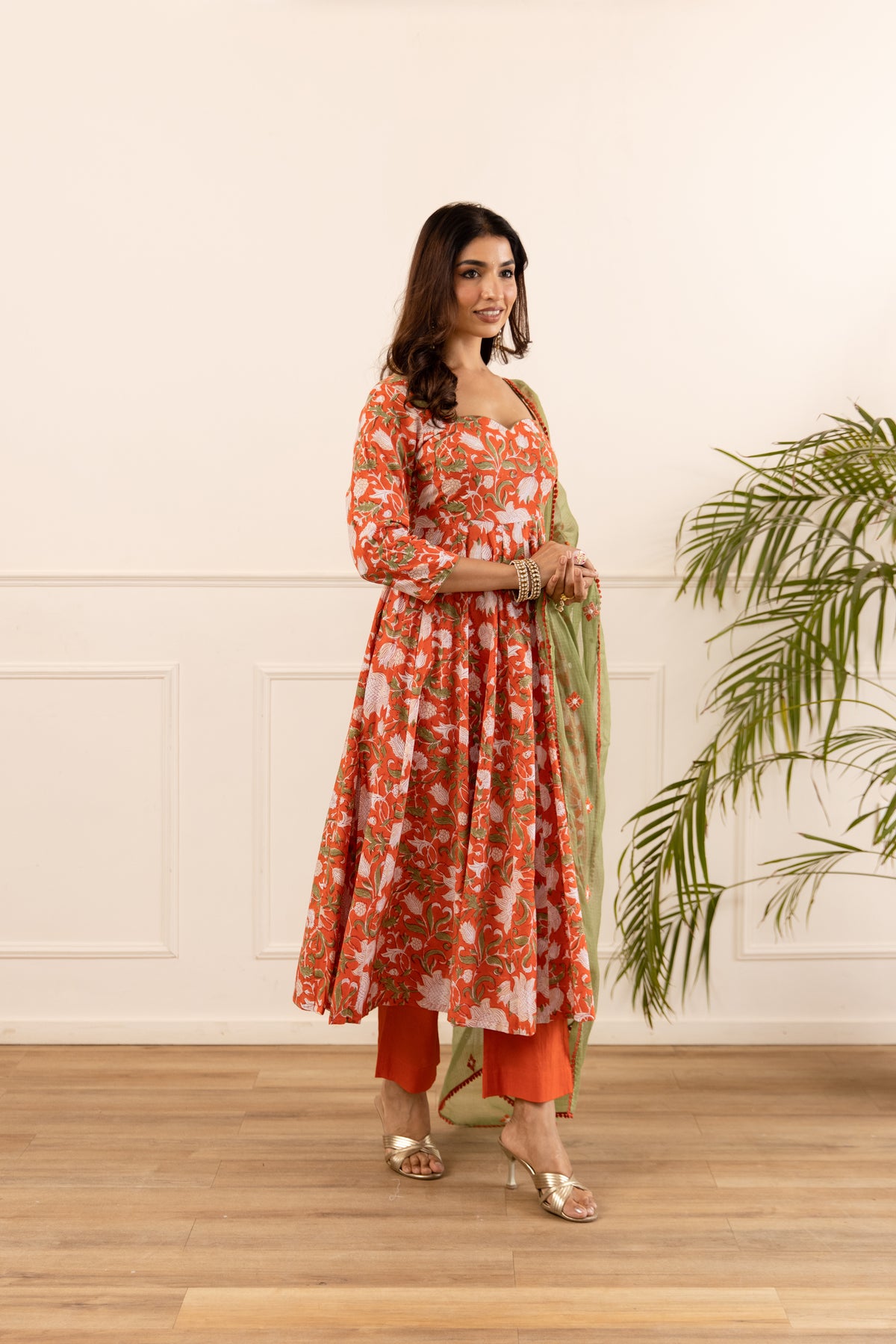 Burnt Orange & Pista (Sleeved)