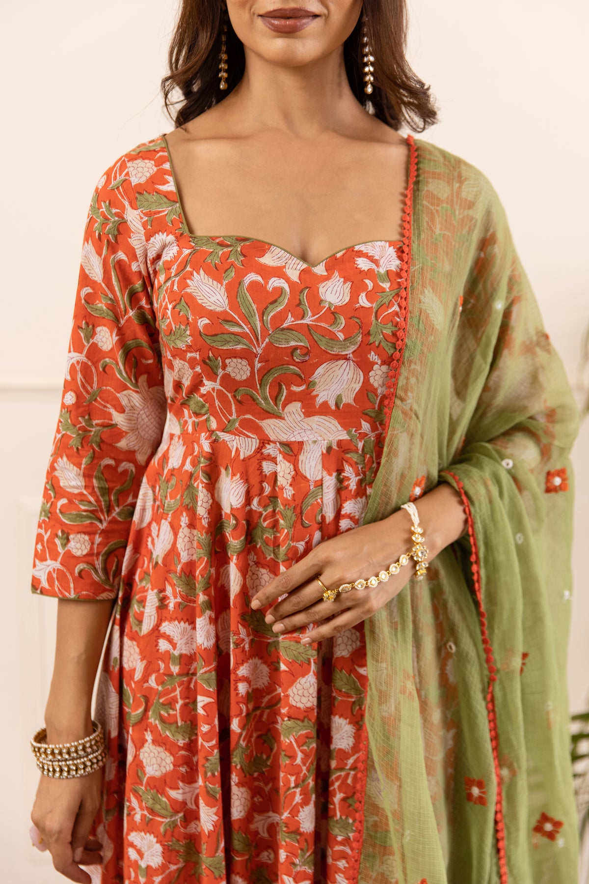 Burnt Orange & Pista (Sleeved)
