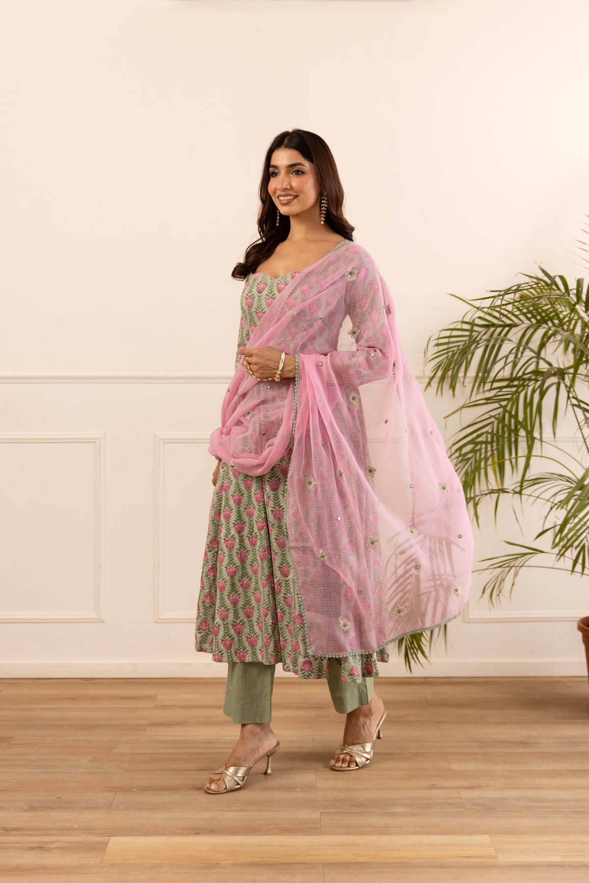 Sage Green & Soft Pink (Sleeved)