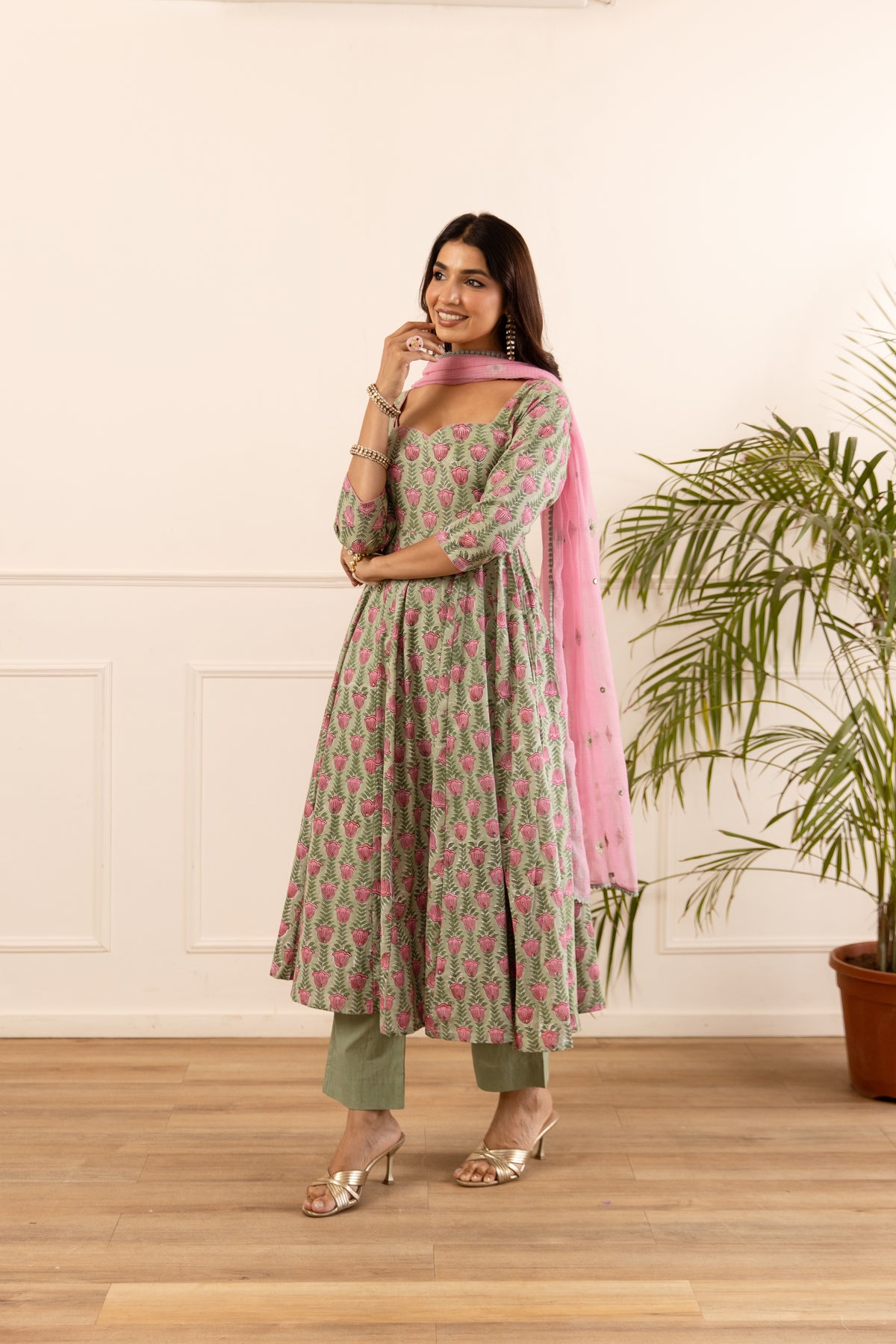 Sage Green & Soft Pink (Sleeved)