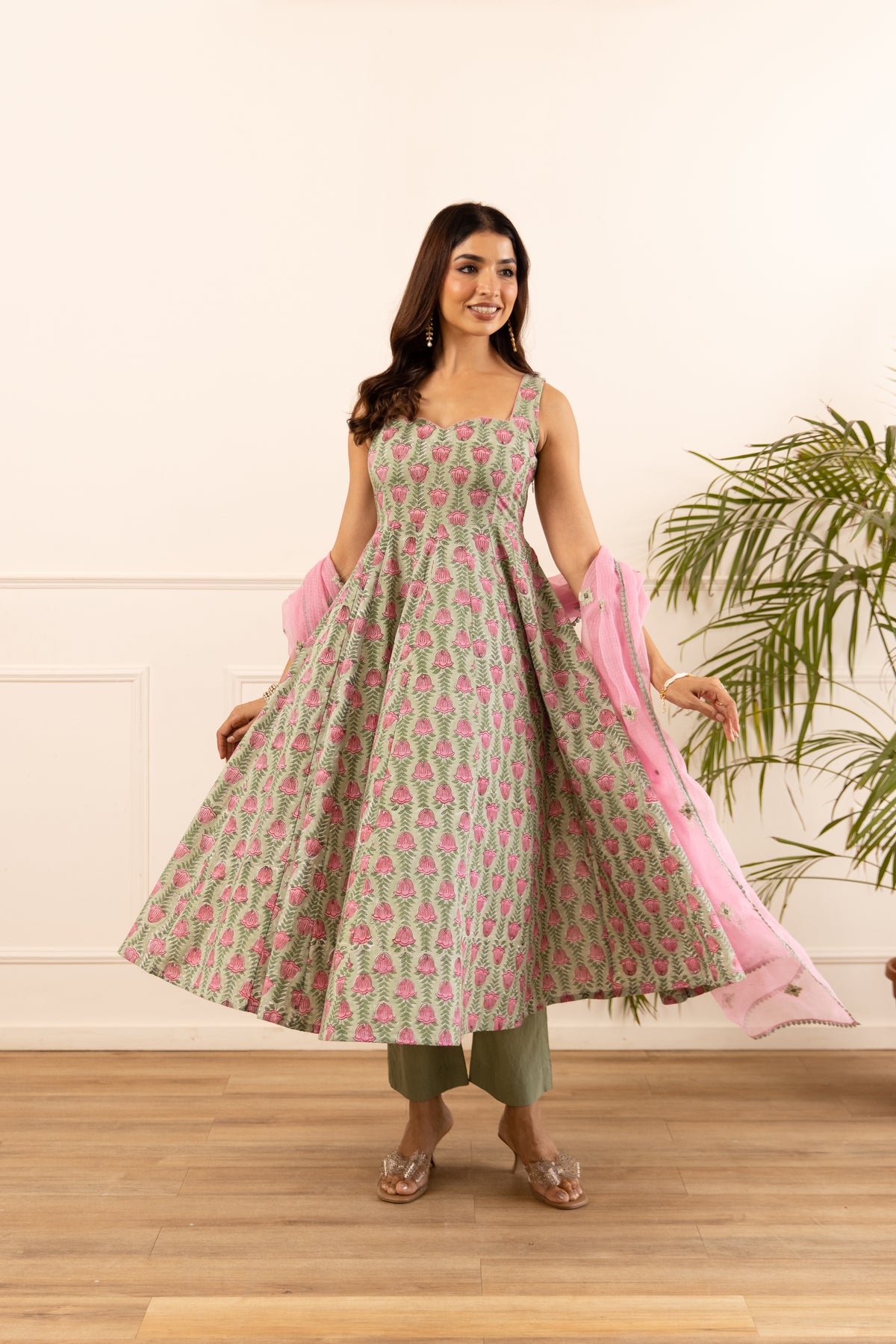 Sage Green & Soft Pink (Sleeveless)
