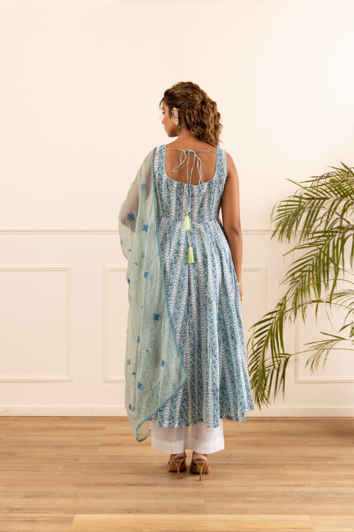 Lined Powder Blue & Aqua Blue (Sleeveless)