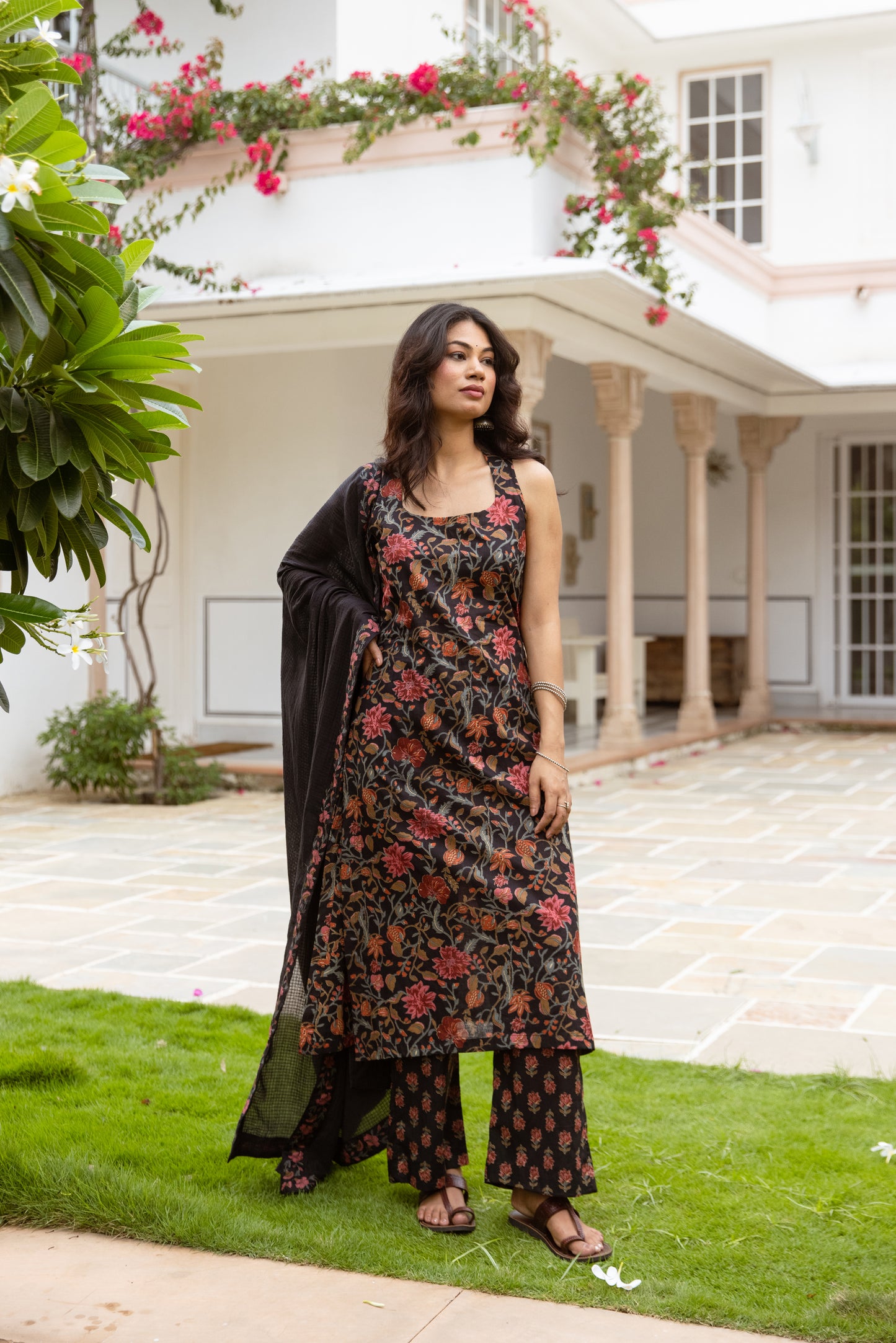 Ink Jaal Sleeveless