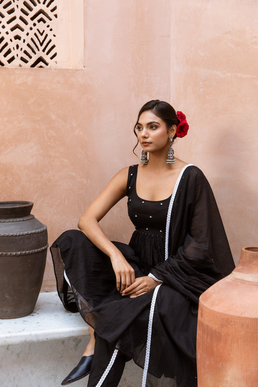 Scoop Neck Dhoti Black